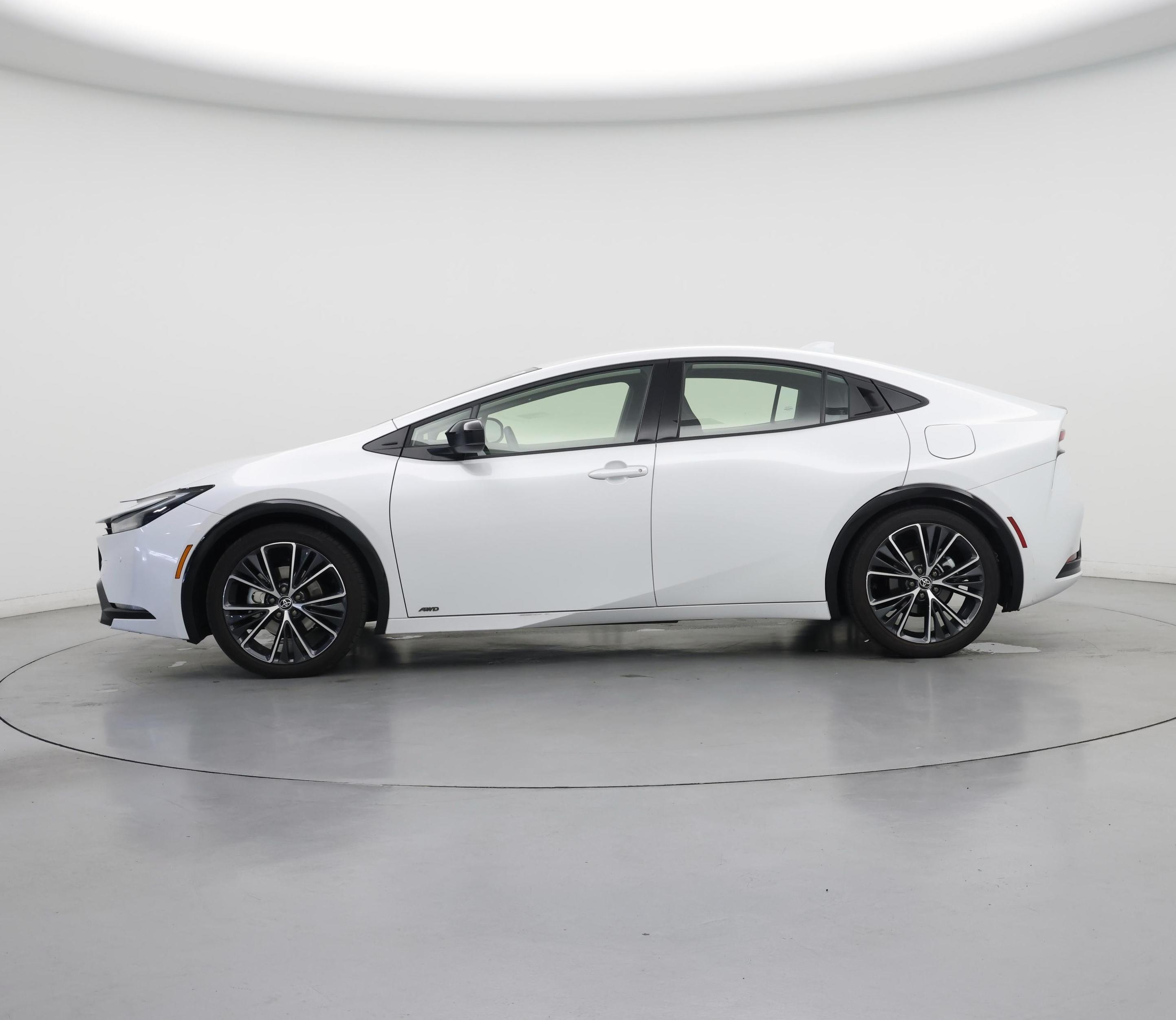 Thumbnail: 2023 Toyota Prius - 3