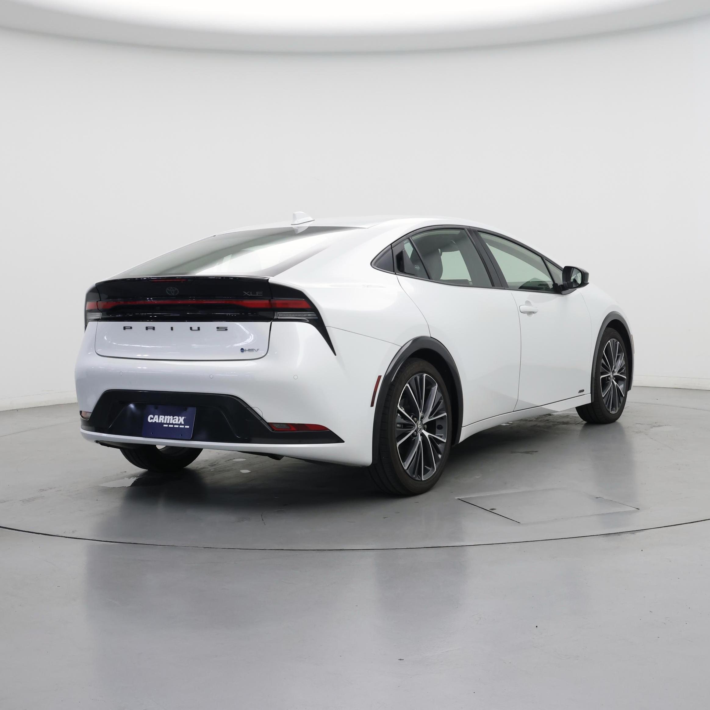 Thumbnail: 2023 Toyota Prius - 8