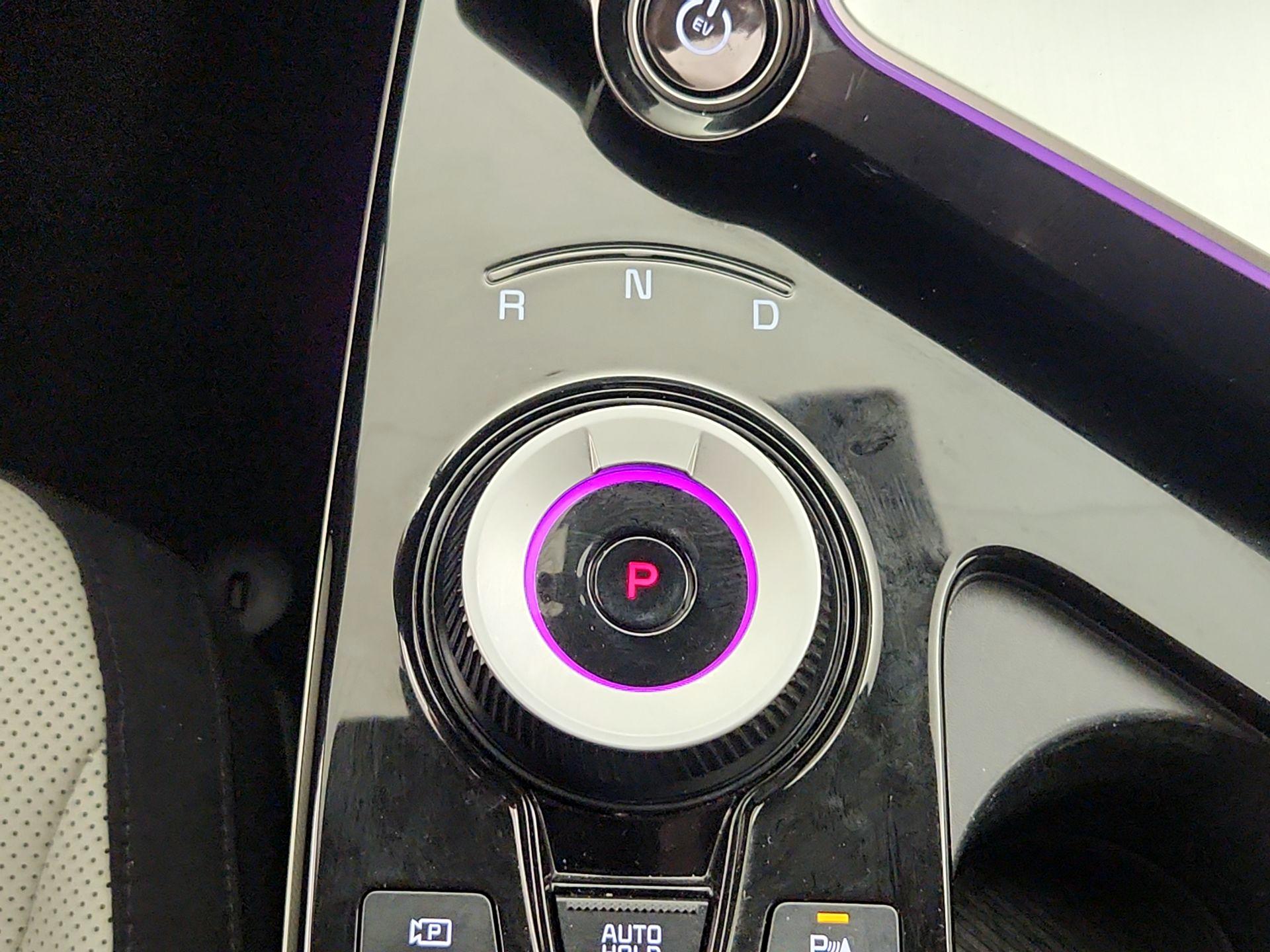 Thumbnail: 2024 Kia EV6 - 18