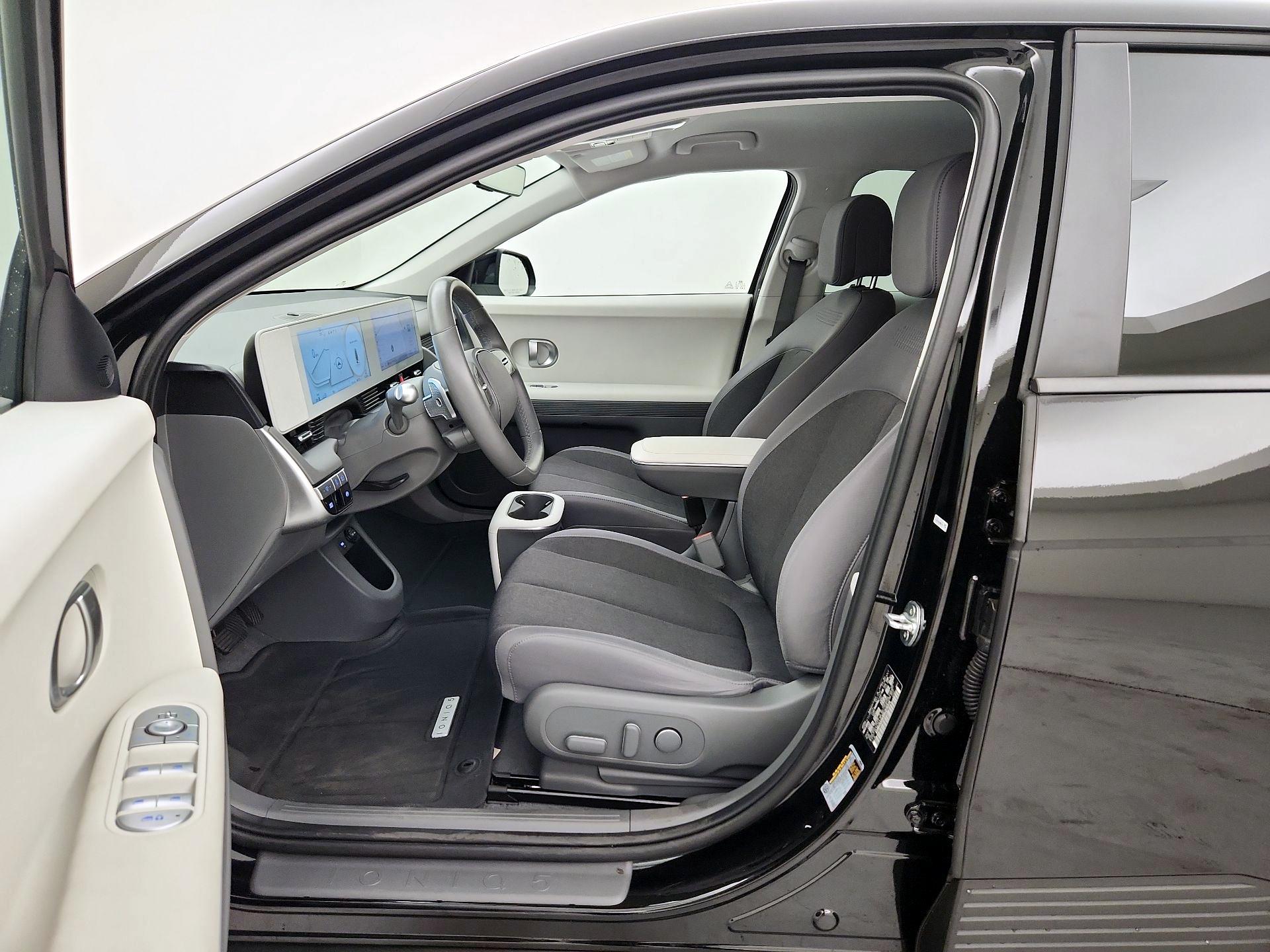 Thumbnail: 2024 Hyundai Ioniq 5 - 11