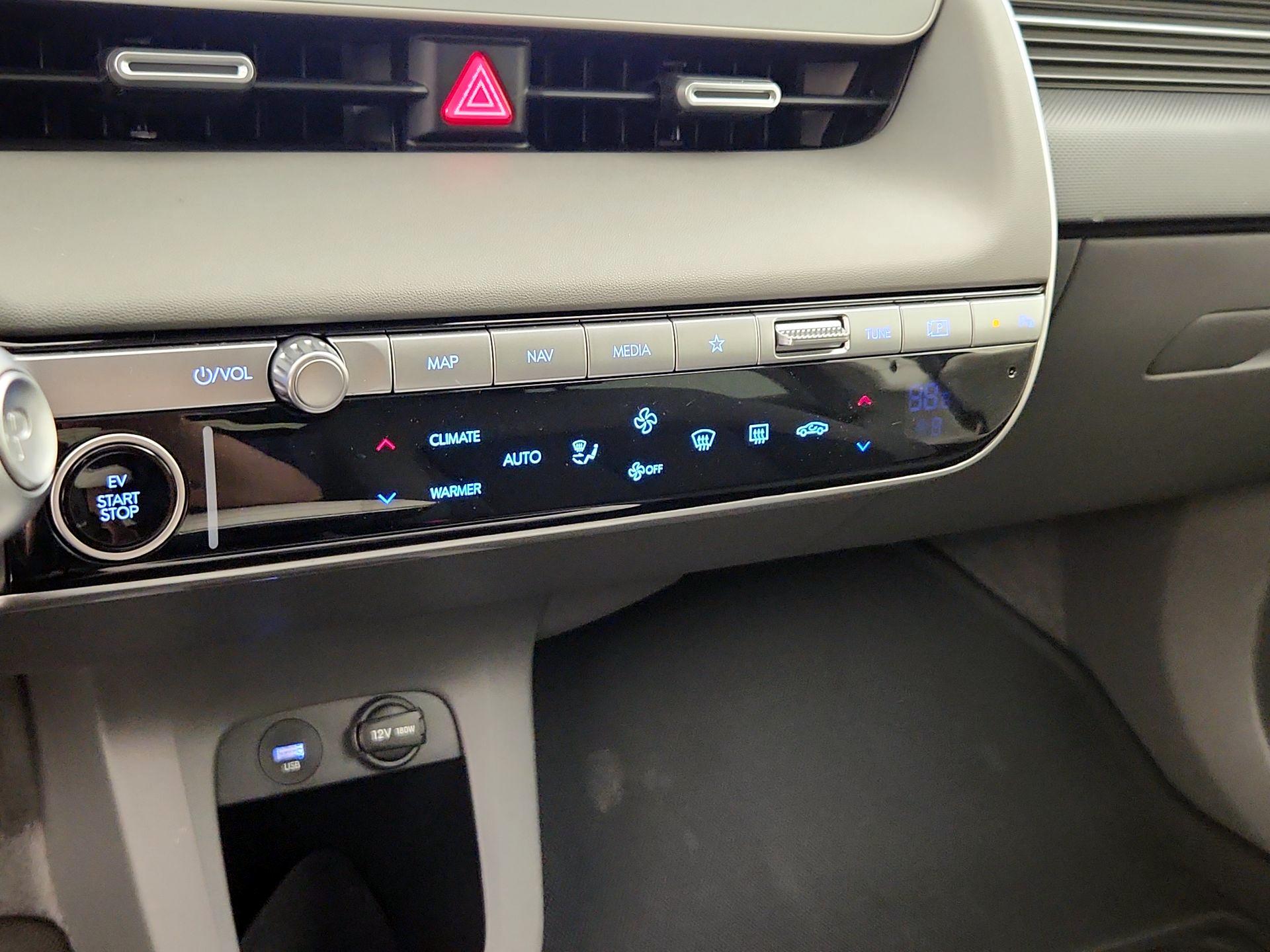 Thumbnail: 2024 Hyundai Ioniq 5 - 17