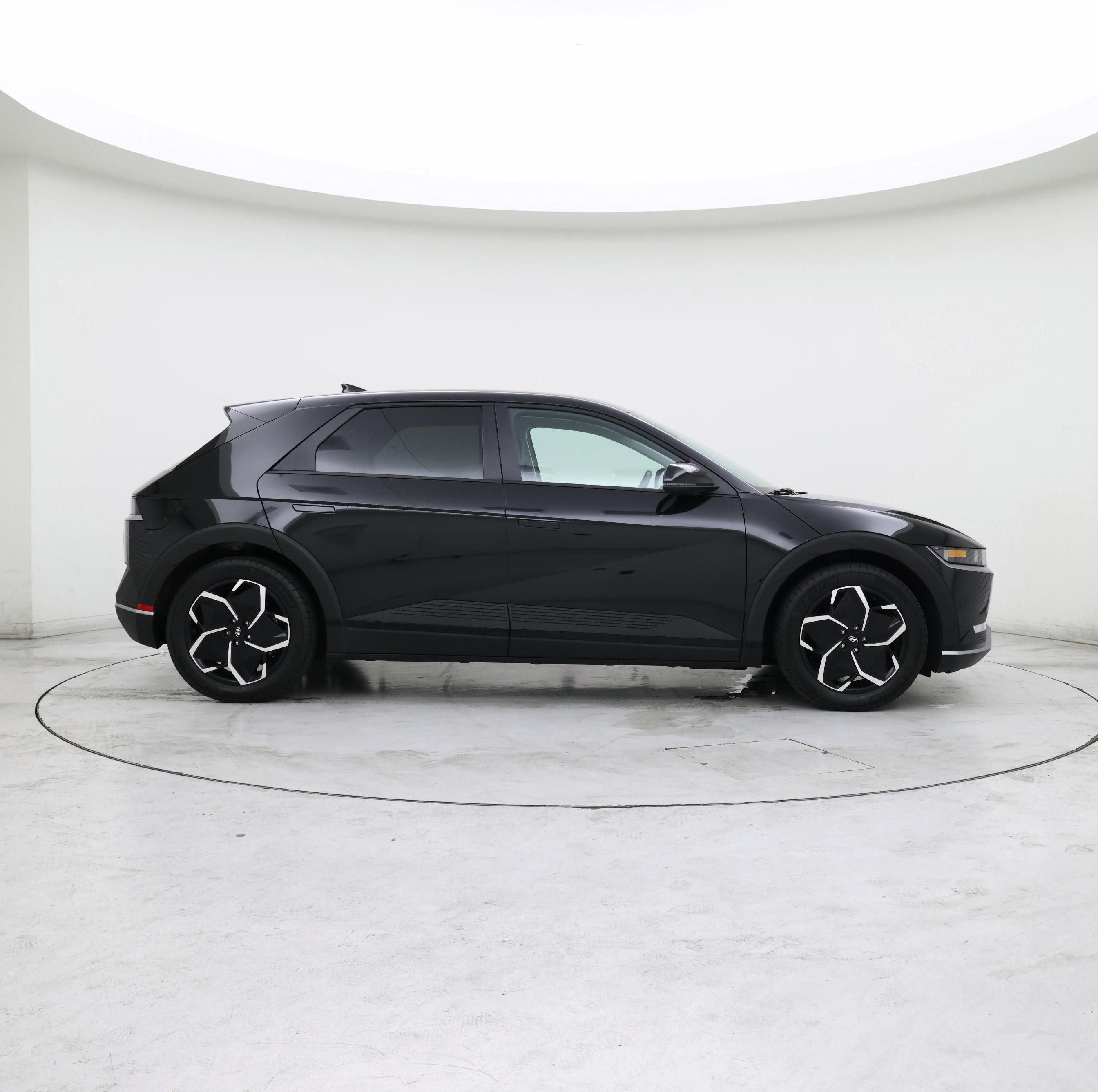 Thumbnail: 2024 Hyundai Ioniq 5 - 7