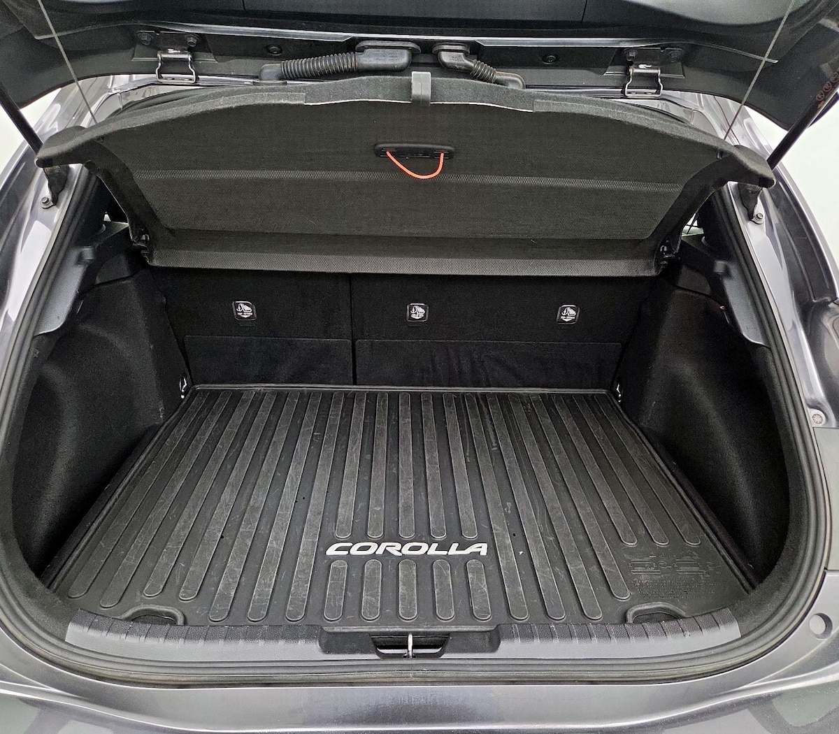 Trunk/Cargo (Seats Up)