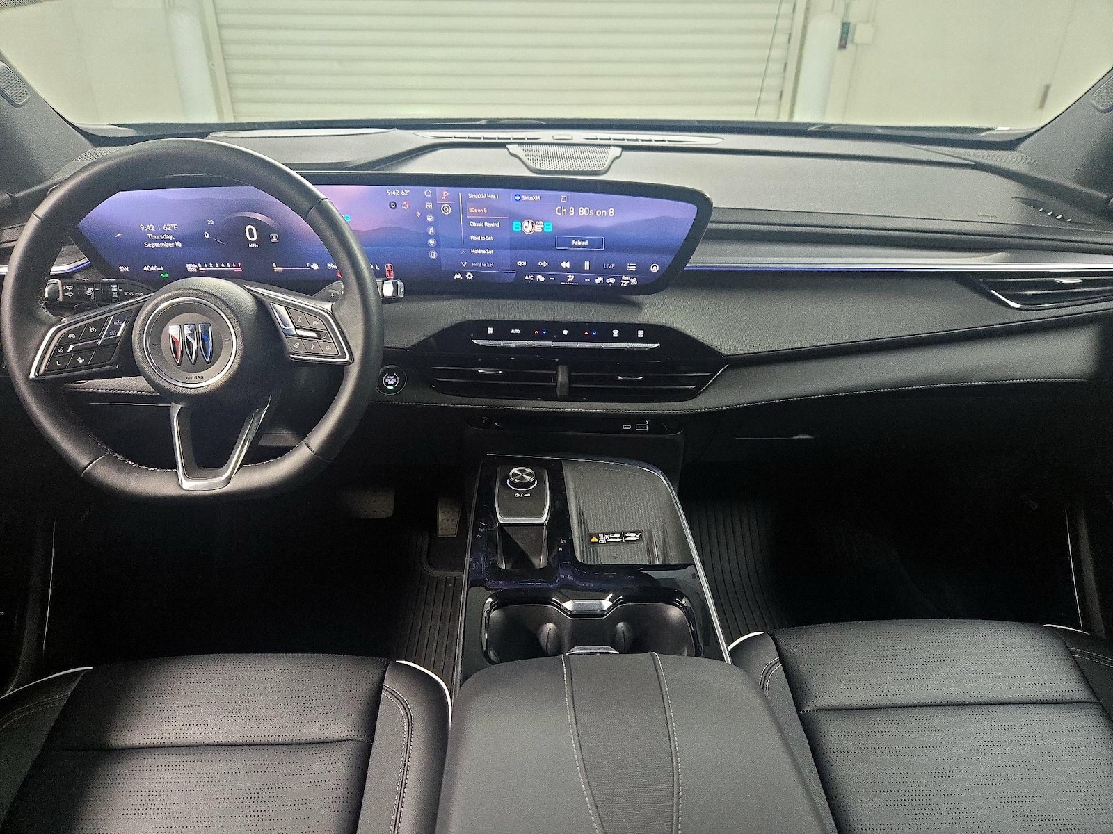 2025 Buick Enclave Sport Touring - Photo 10