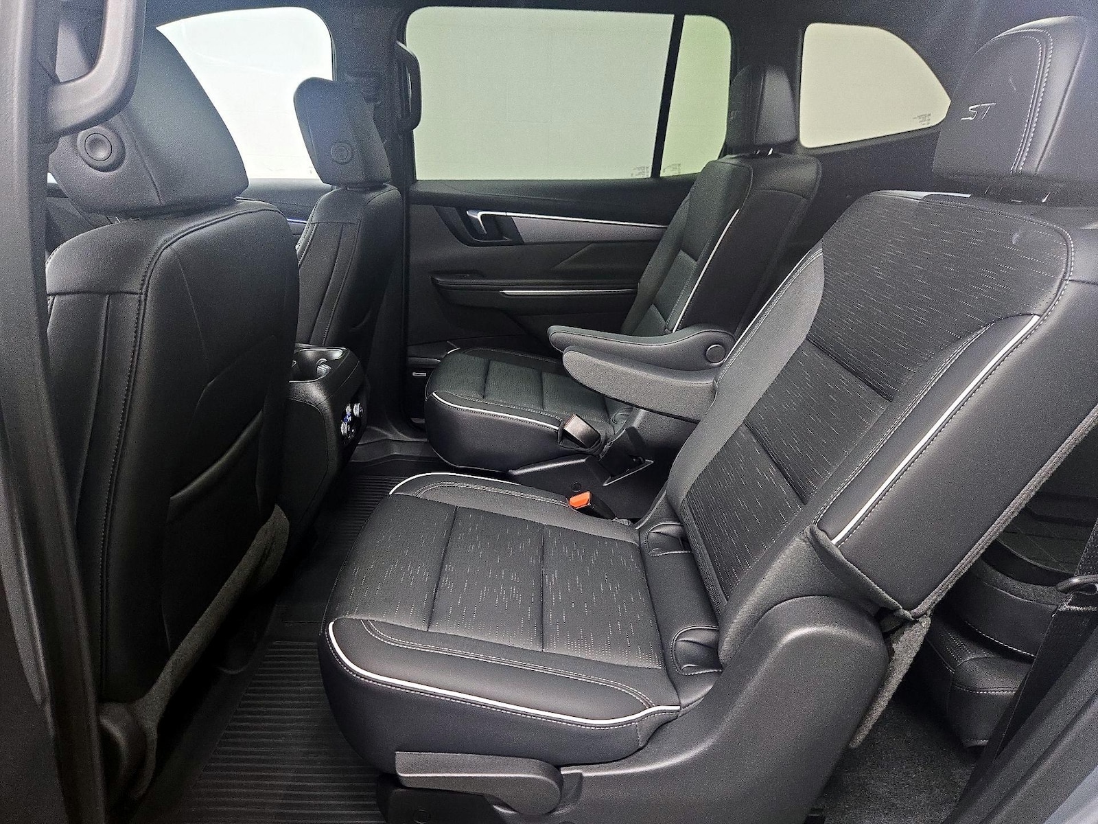 2025 Buick Enclave Sport Touring - Photo 20