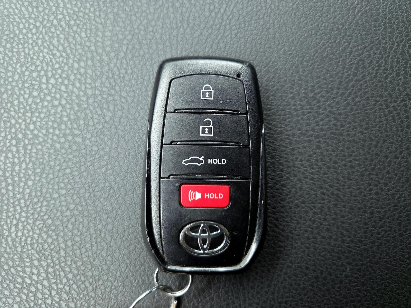 2025 Toyota Camry SE - Photo 24
