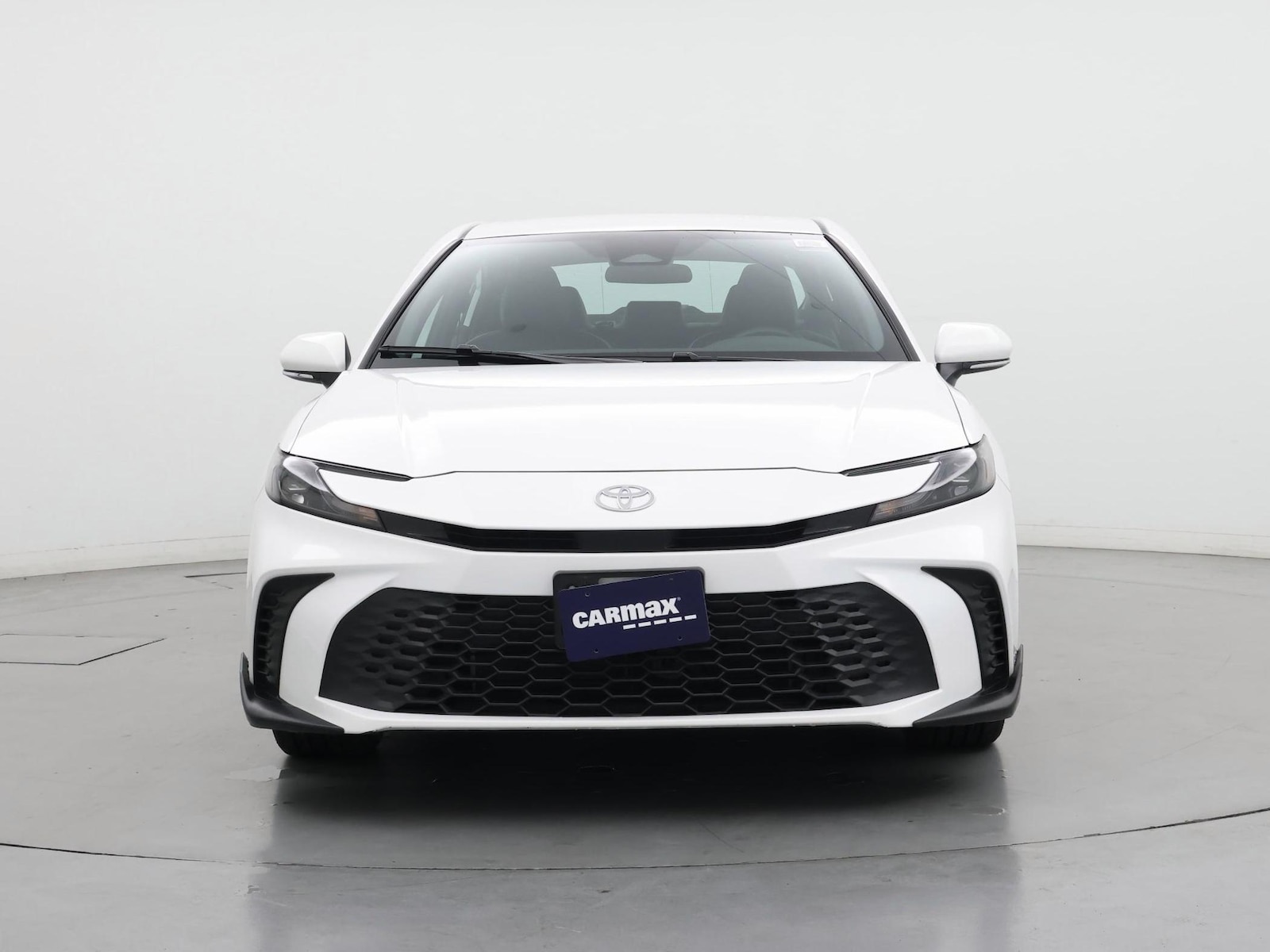 2025 Toyota Camry SE - Photo 6