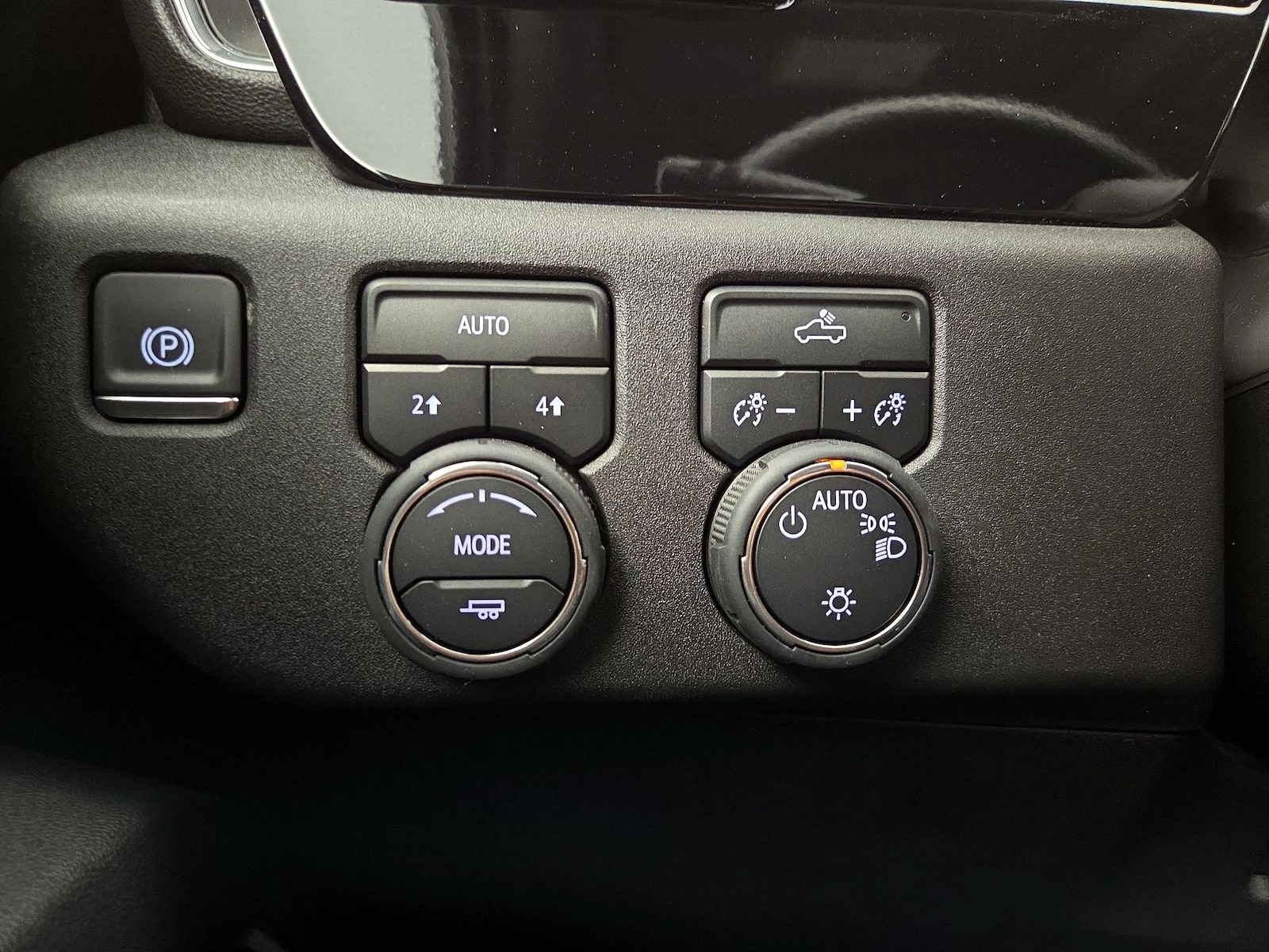 2025 Chevrolet Silverado 1500 LT - Photo 14