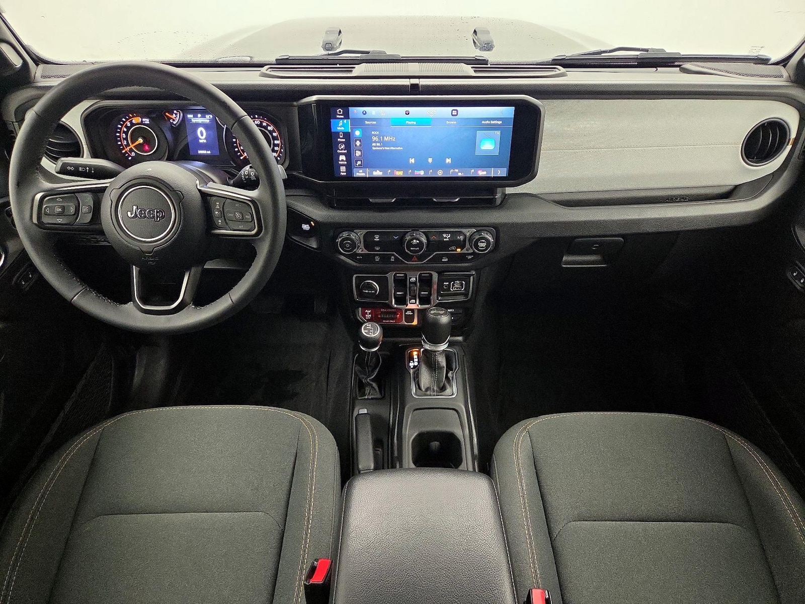2025 Jeep Wrangler 4-Door Willys - Photo 10