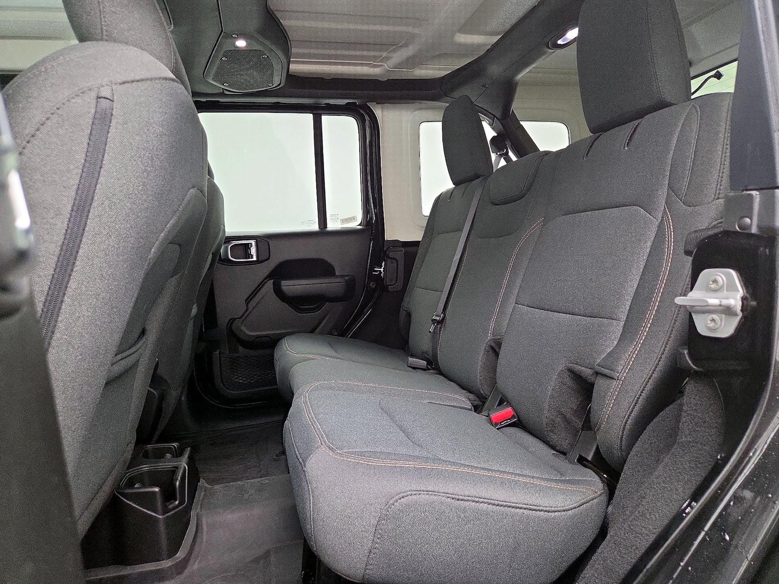 2025 Jeep Wrangler 4-Door Willys - Photo 20