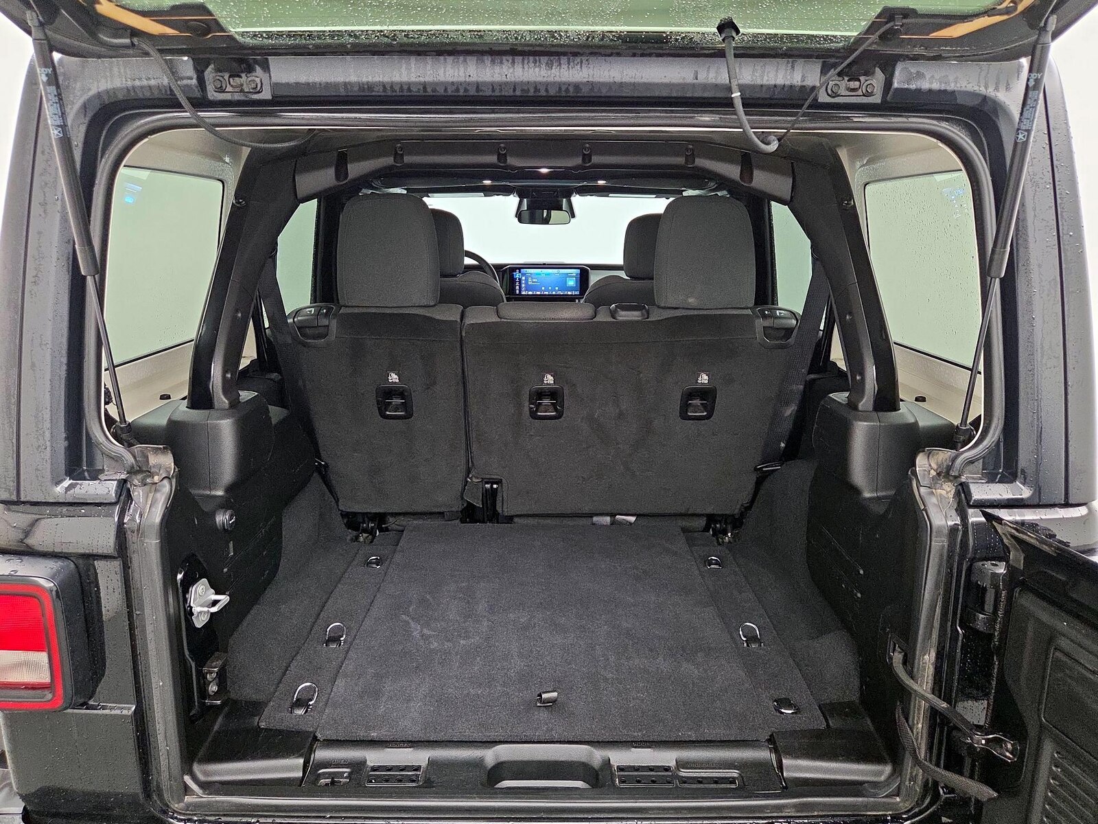 2025 Jeep Wrangler 4-Door Willys - Photo 21