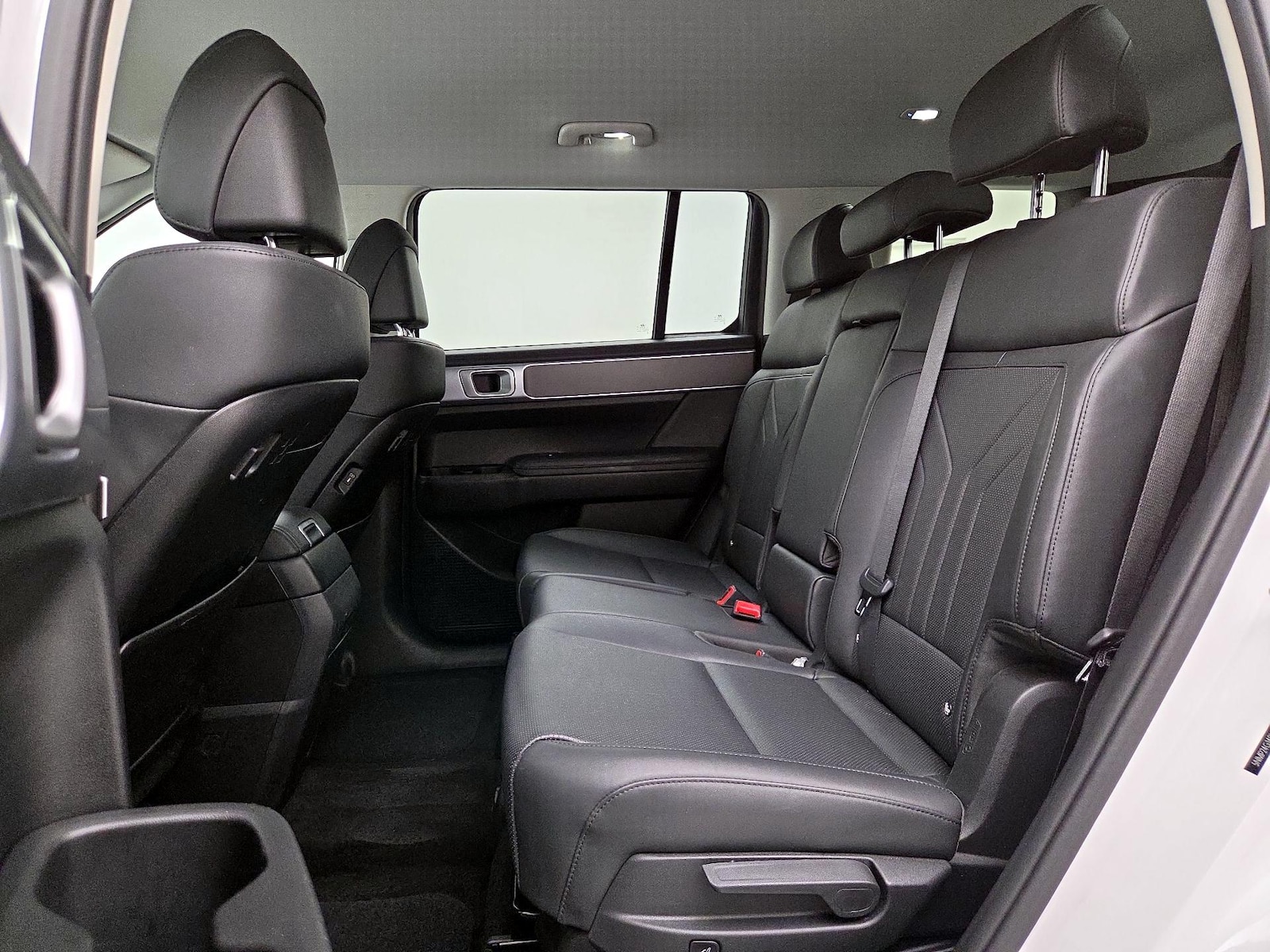 2025 Hyundai Santa Fe SEL - Photo 20
