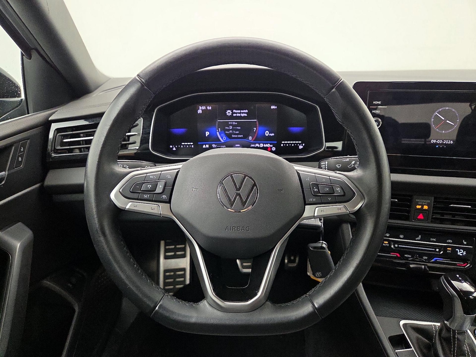 2025 Volkswagen Jetta Sport - Photo 11