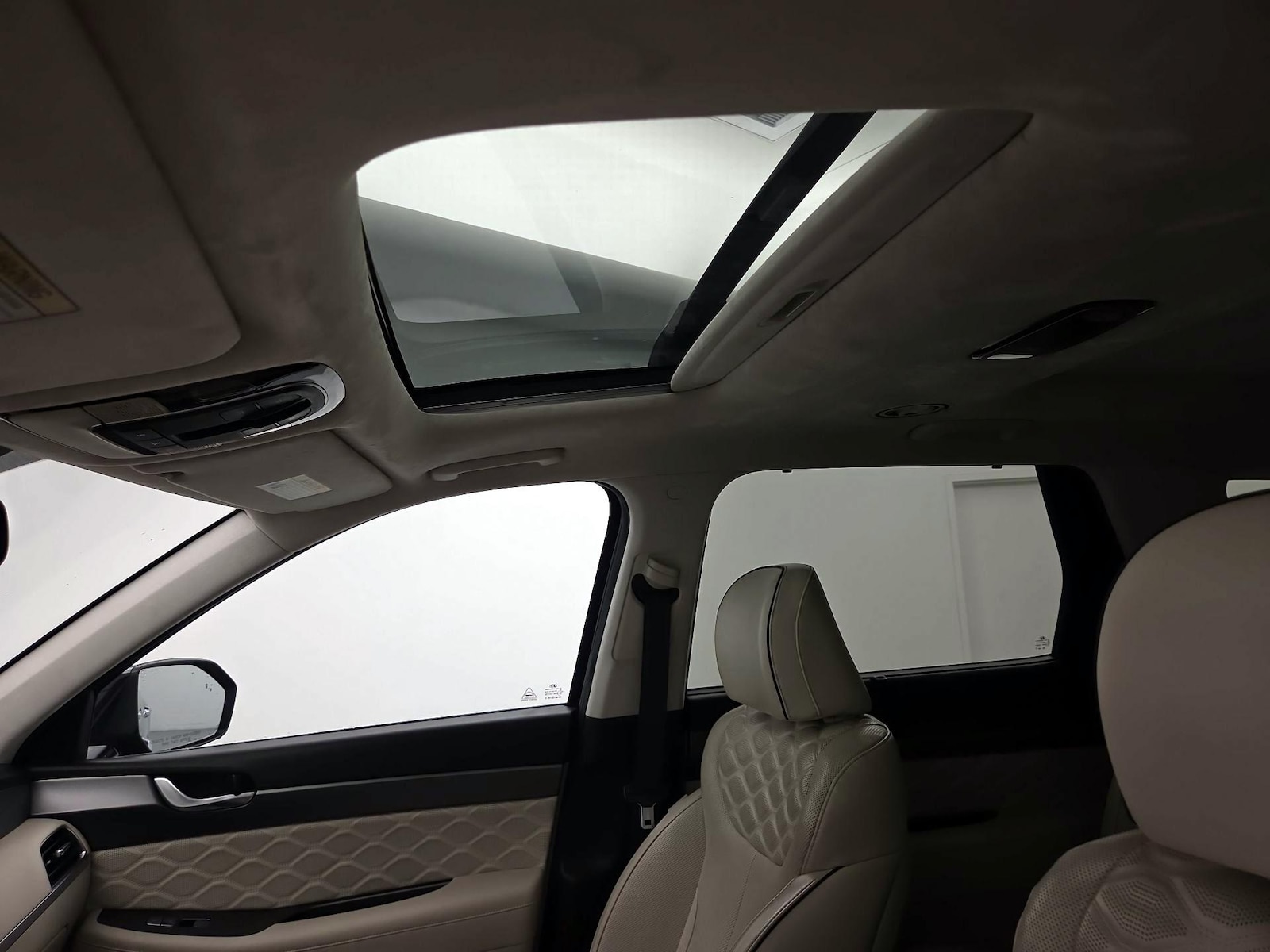 Sunroof(s) & Skylight(s)