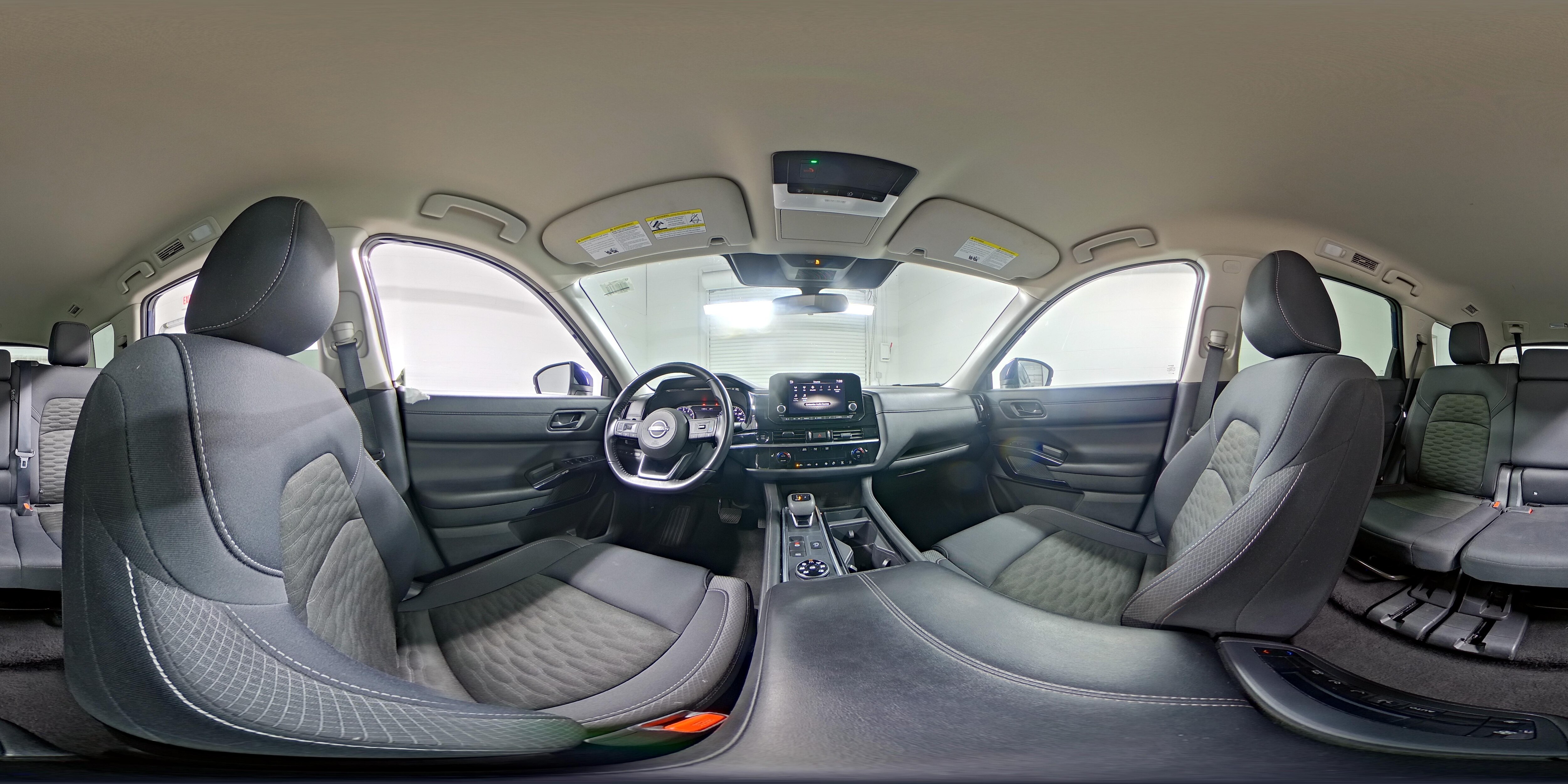 2025 Nissan Pathfinder SV - Photo 26