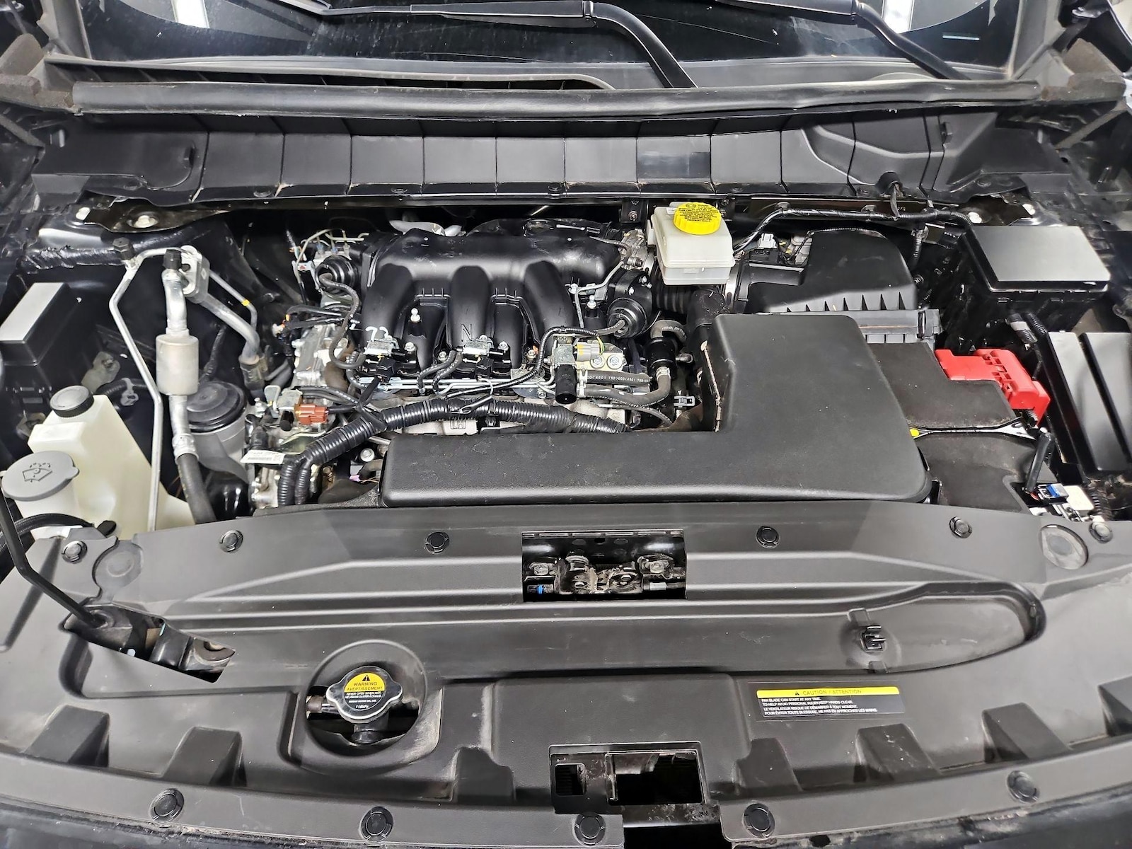 2025 Nissan Pathfinder SV - Photo 24