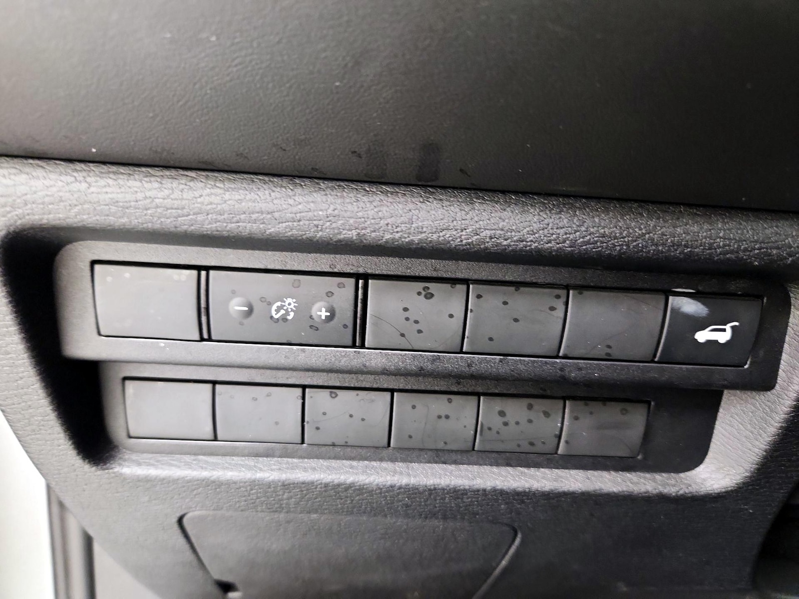 2024 Mitsubishi Outlander SE - Photo 14