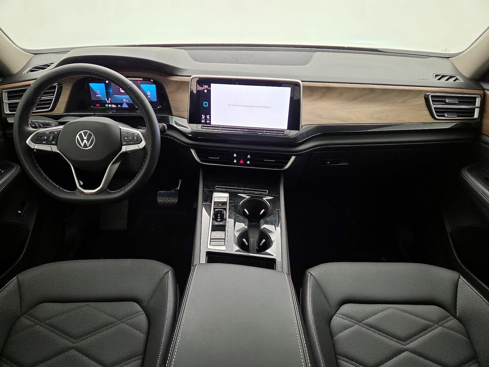 2024 Volkswagen Atlas SE w/Tech - Photo 10
