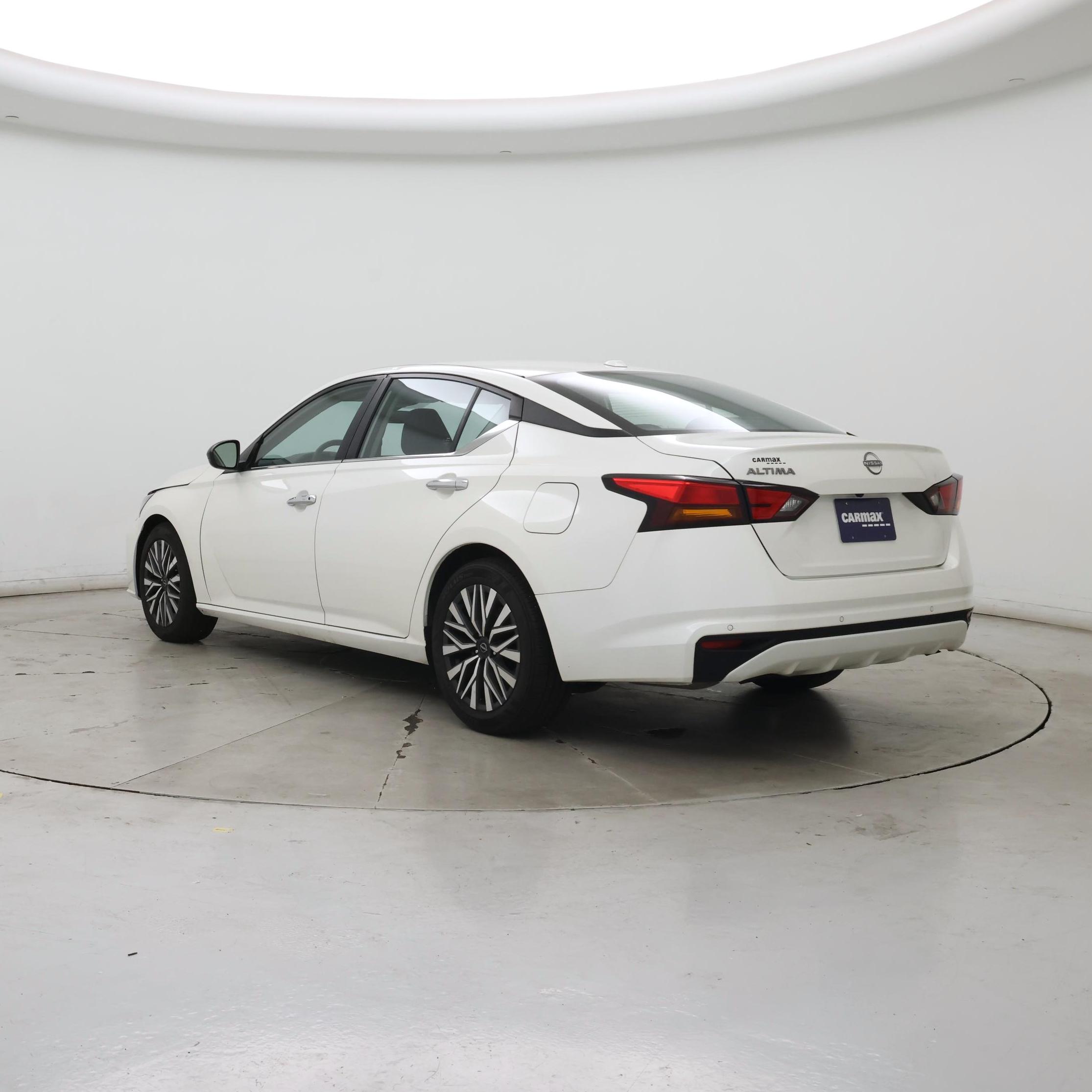 Thumbnail: 2025 Nissan Altima - 2