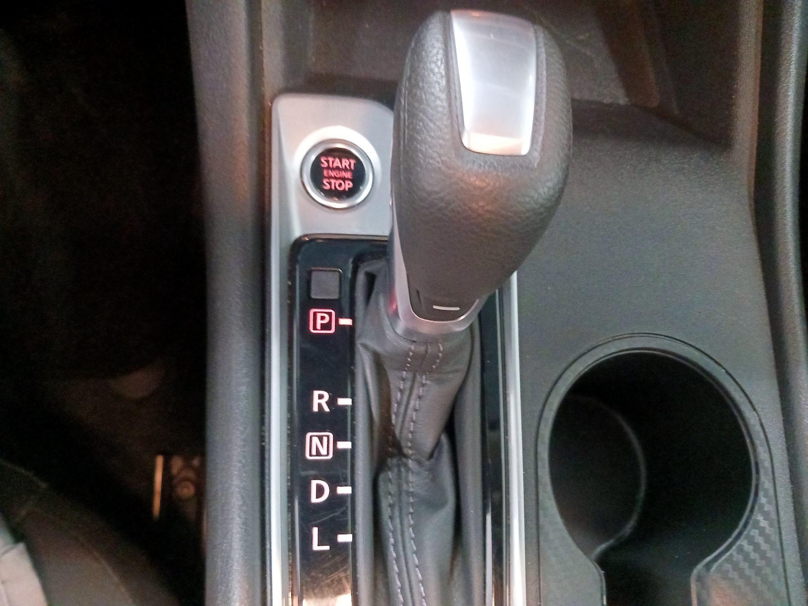 2025 Nissan Altima SV - Photo 16