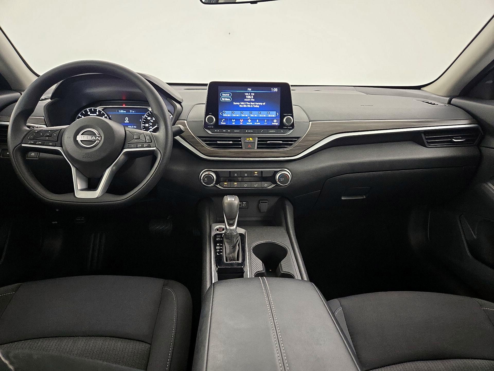 Thumbnail: 2025 Nissan Altima - 9