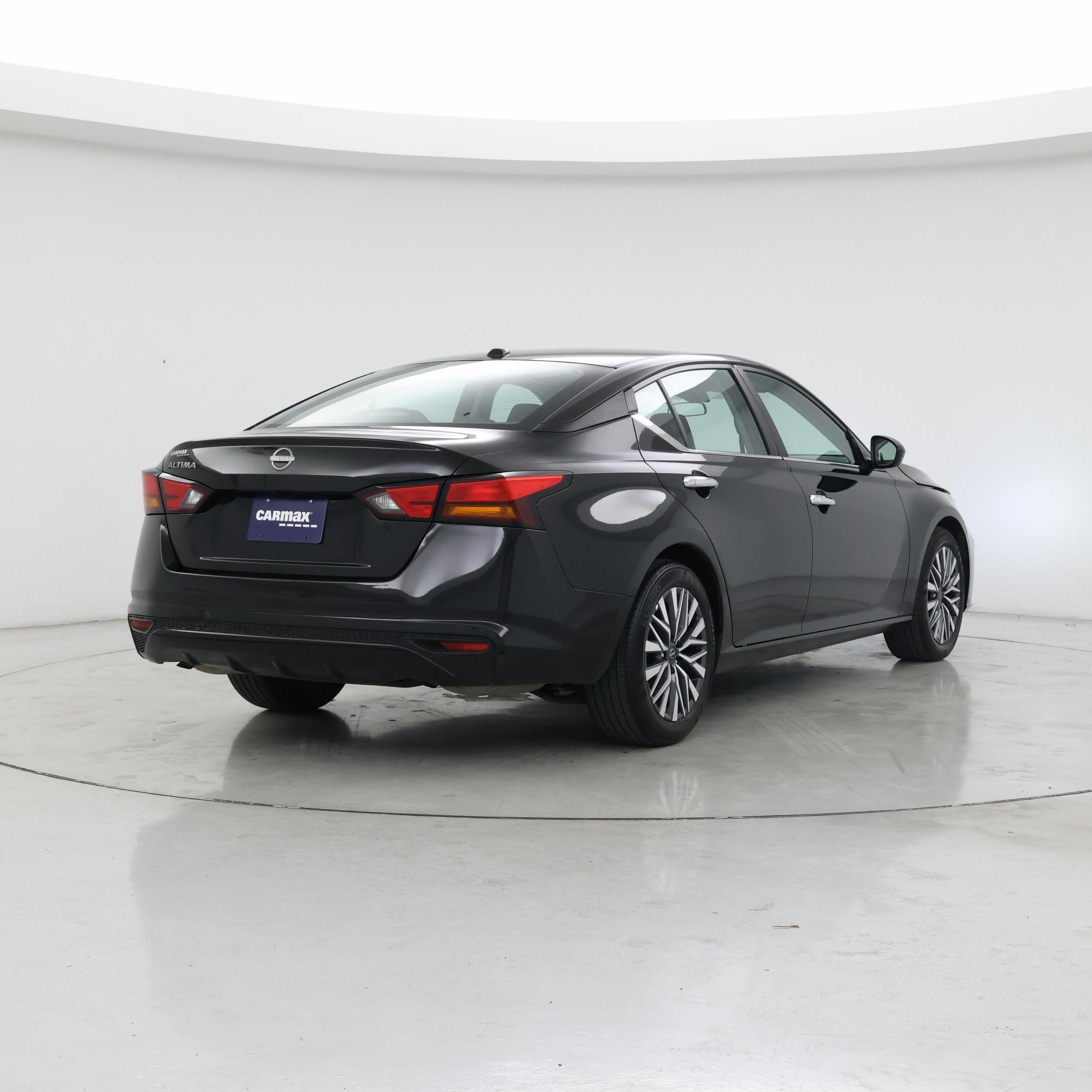 Thumbnail: 2025 Nissan Altima - 8