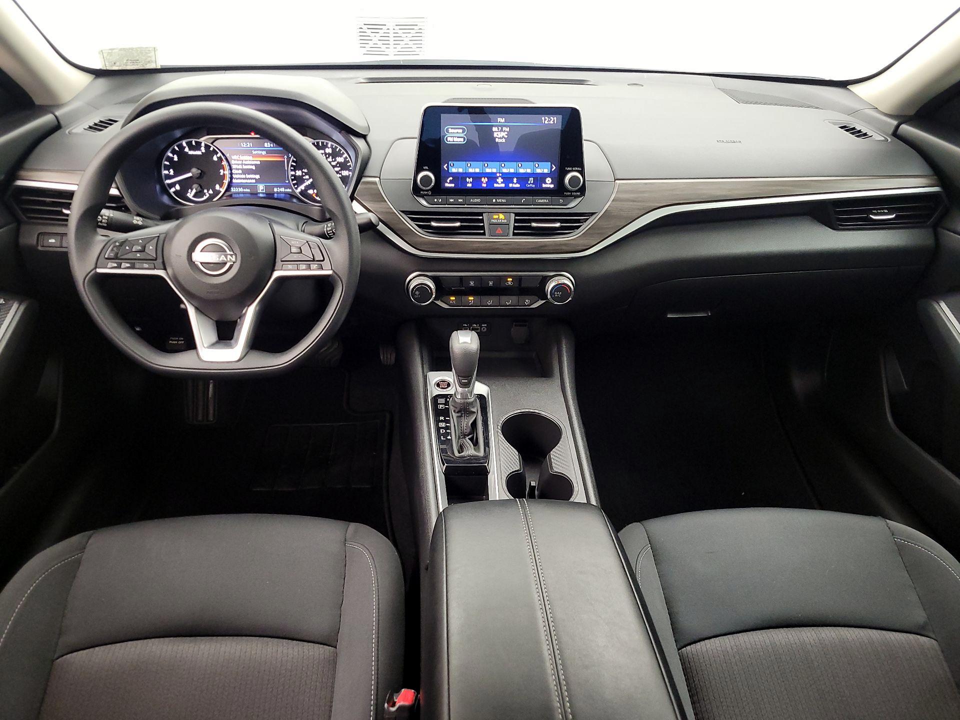 Thumbnail: 2025 Nissan Altima - 9
