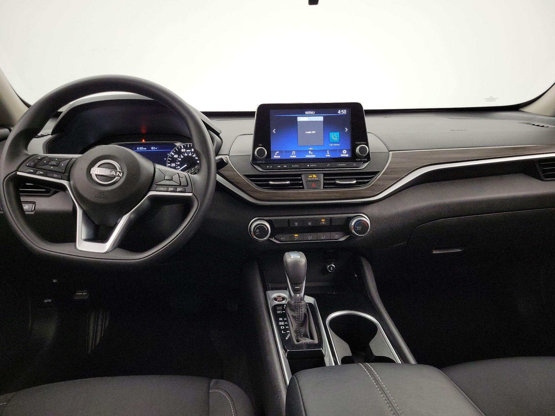 Thumbnail: 2024 Nissan Altima - 9