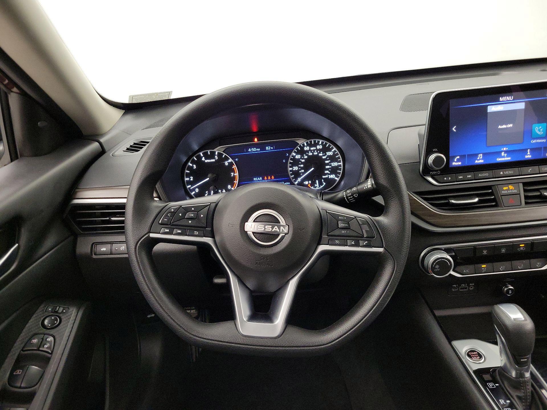 Thumbnail: 2024 Nissan Altima - 10
