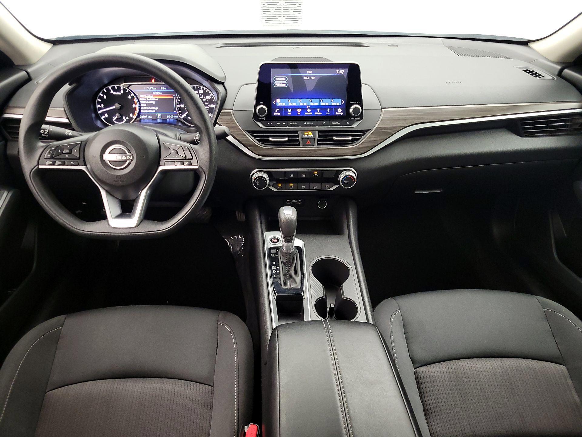 Thumbnail: 2025 Nissan Altima - 9