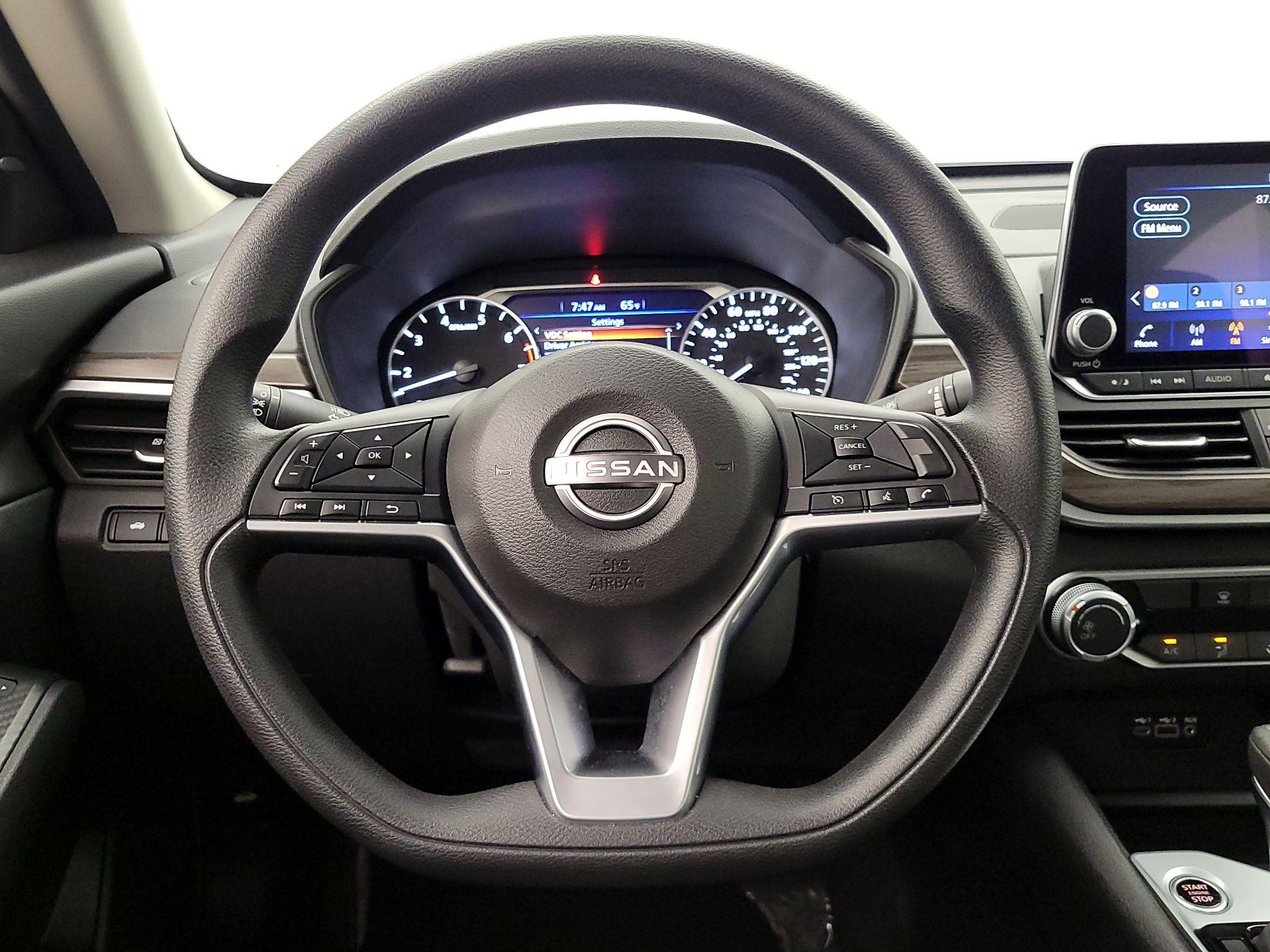Thumbnail: 2025 Nissan Altima - 10