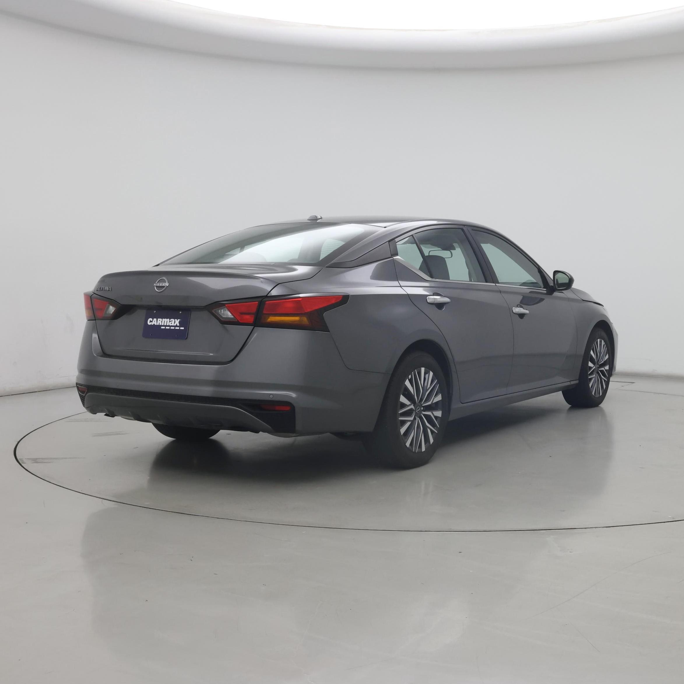 Thumbnail: 2025 Nissan Altima - 8
