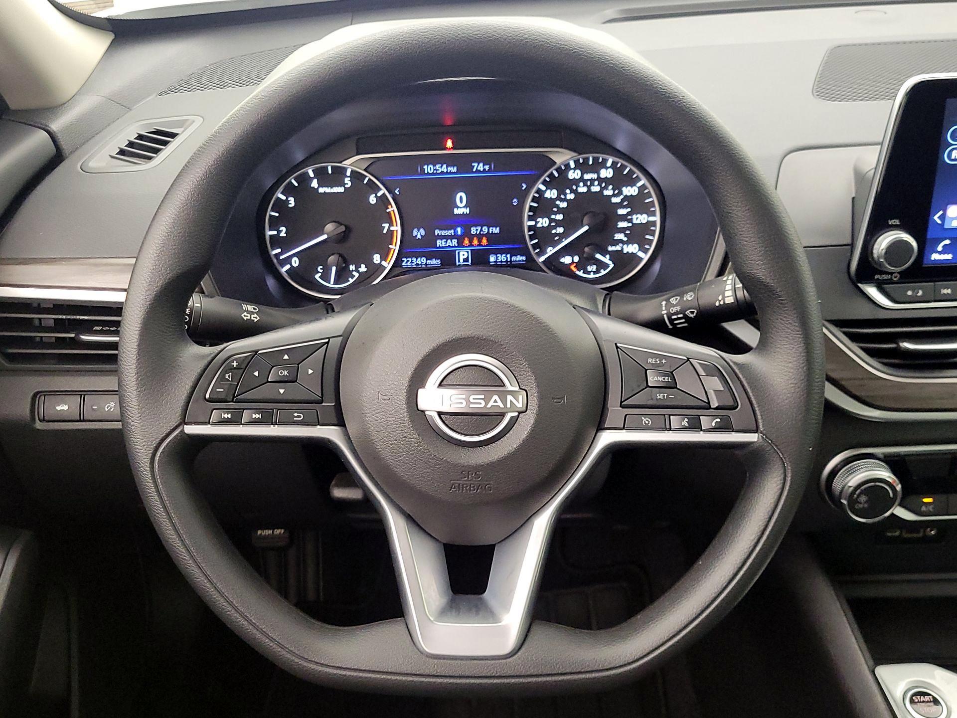 Thumbnail: 2025 Nissan Altima - 10