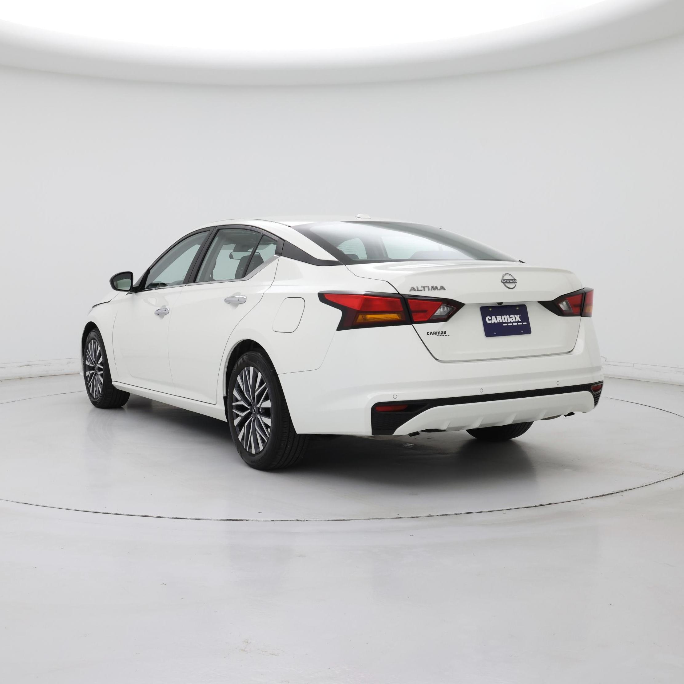 Thumbnail: 2025 Nissan Altima - 2