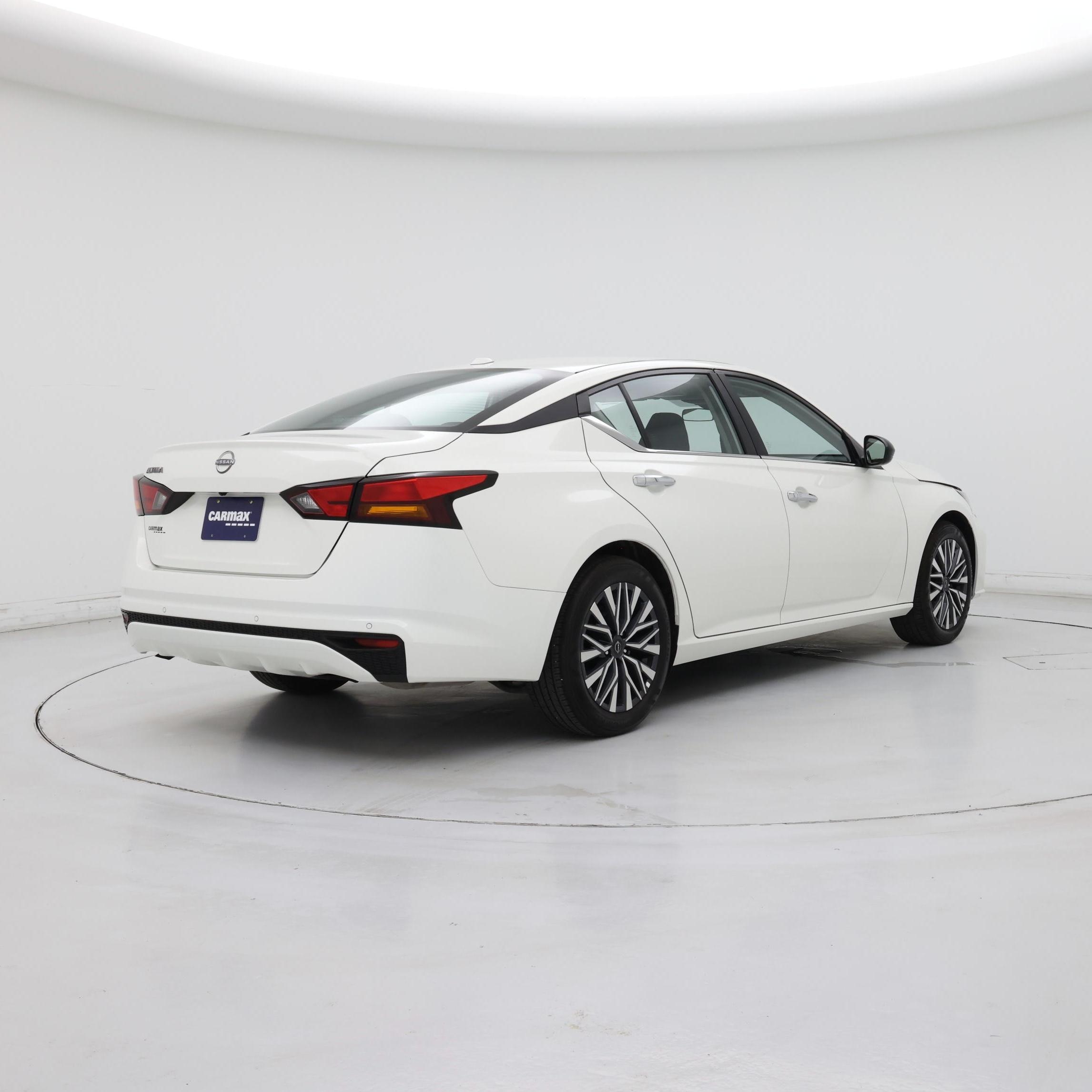 Thumbnail: 2025 Nissan Altima - 8