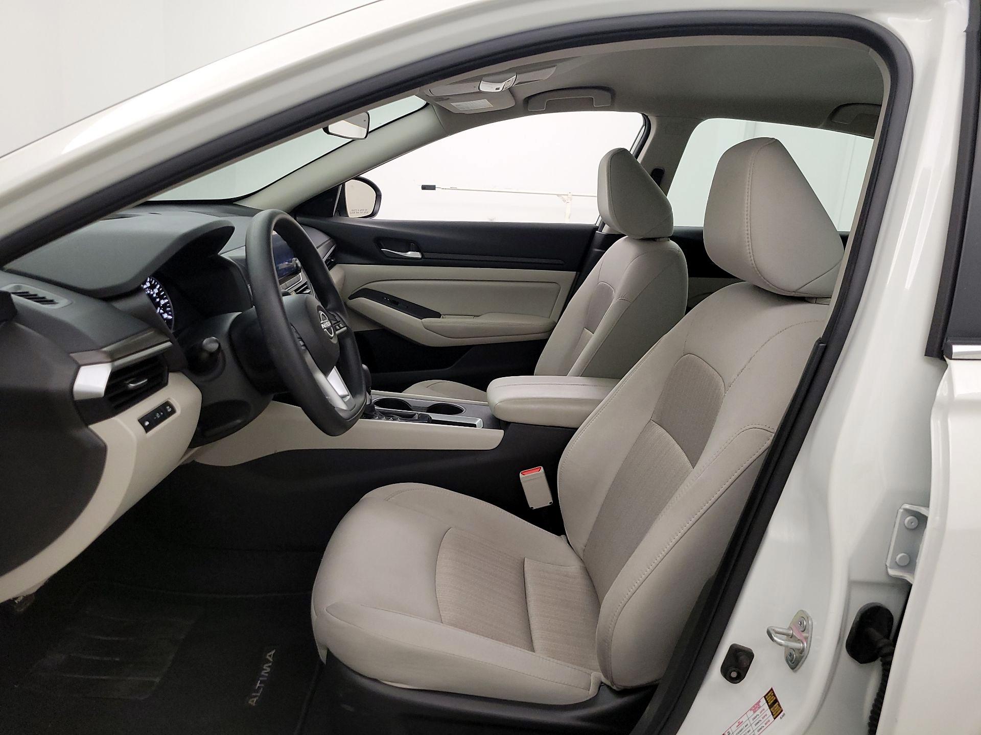Thumbnail: 2025 Nissan Altima - 11