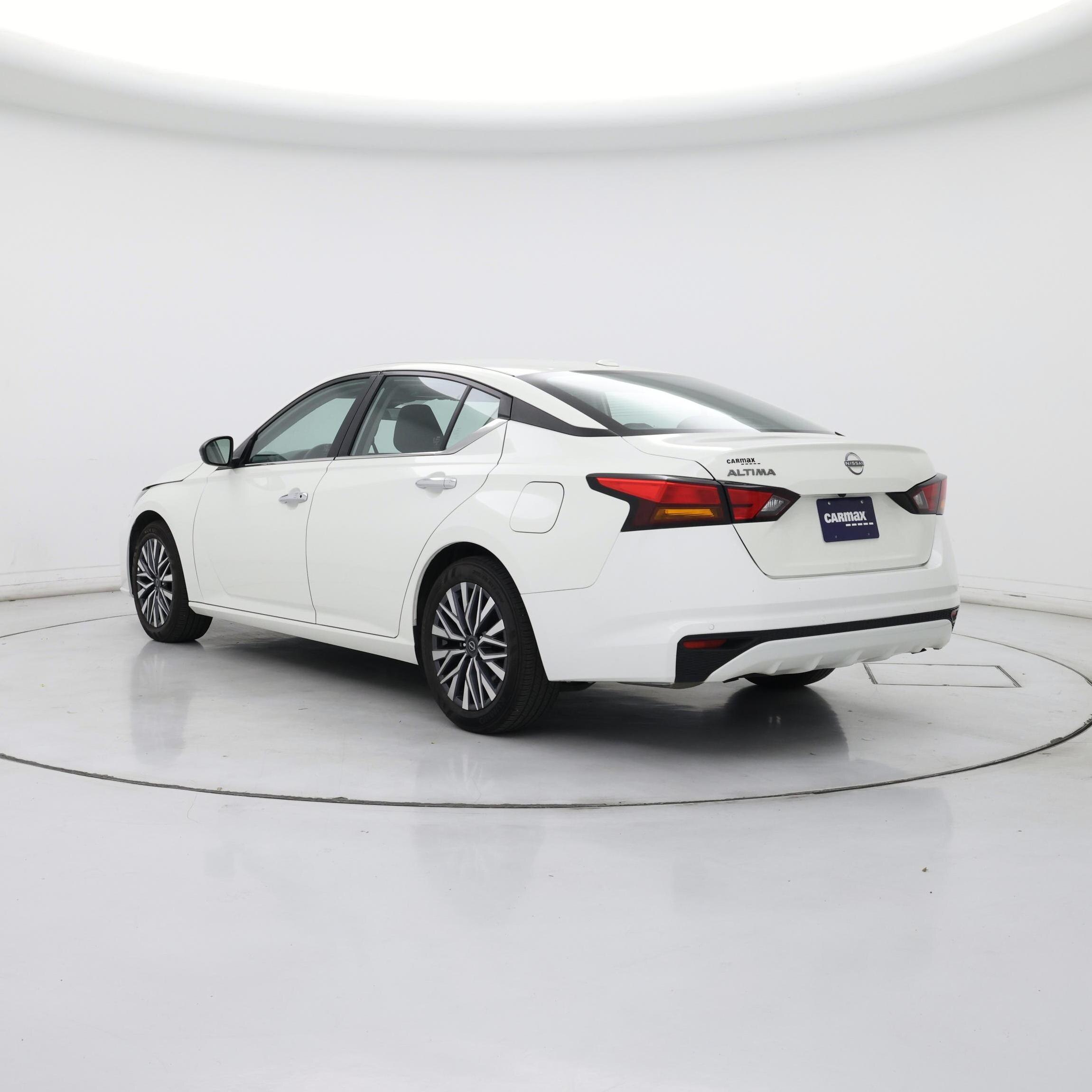 Thumbnail: 2025 Nissan Altima - 2