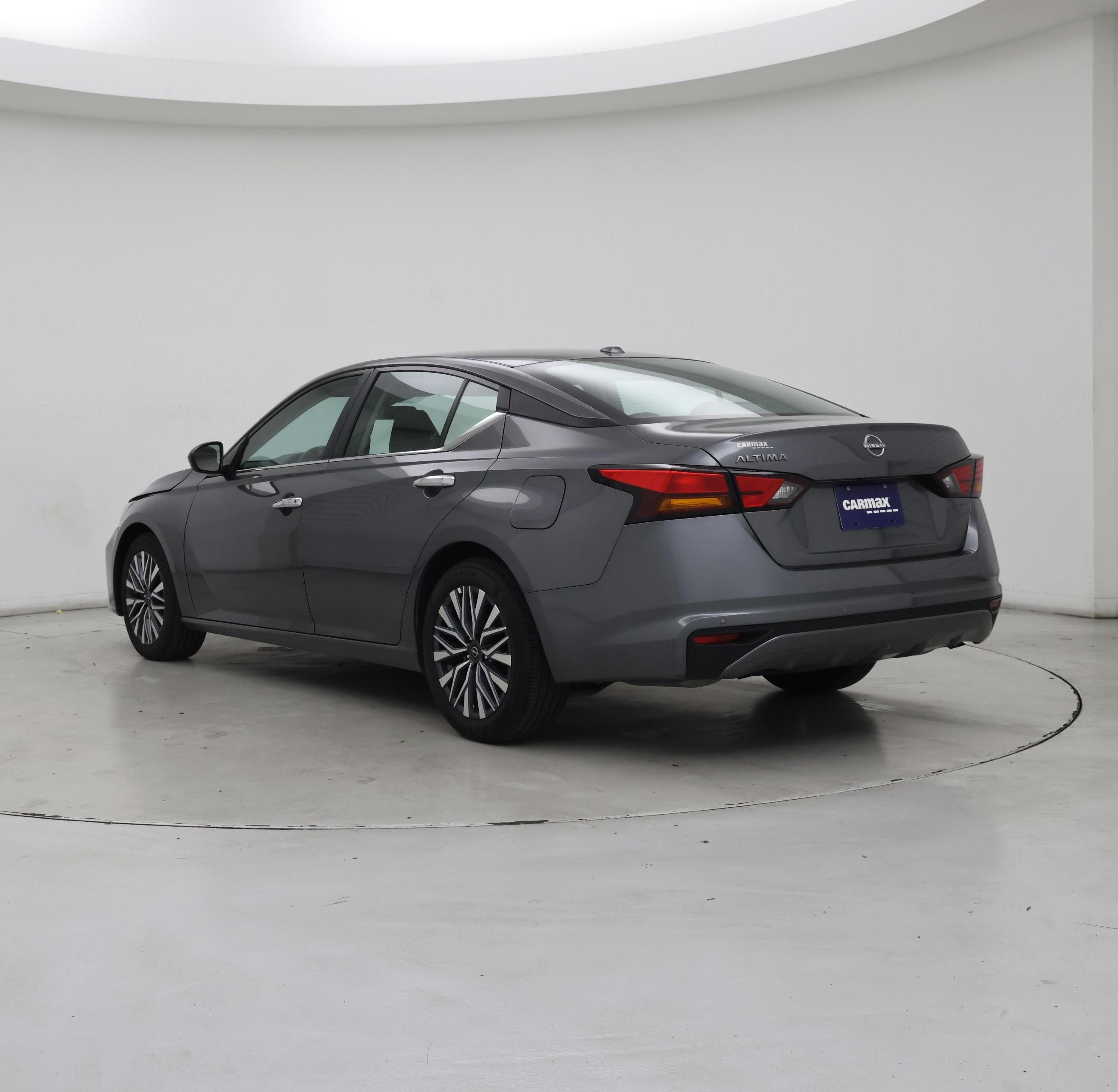 Thumbnail: 2025 Nissan Altima - 2