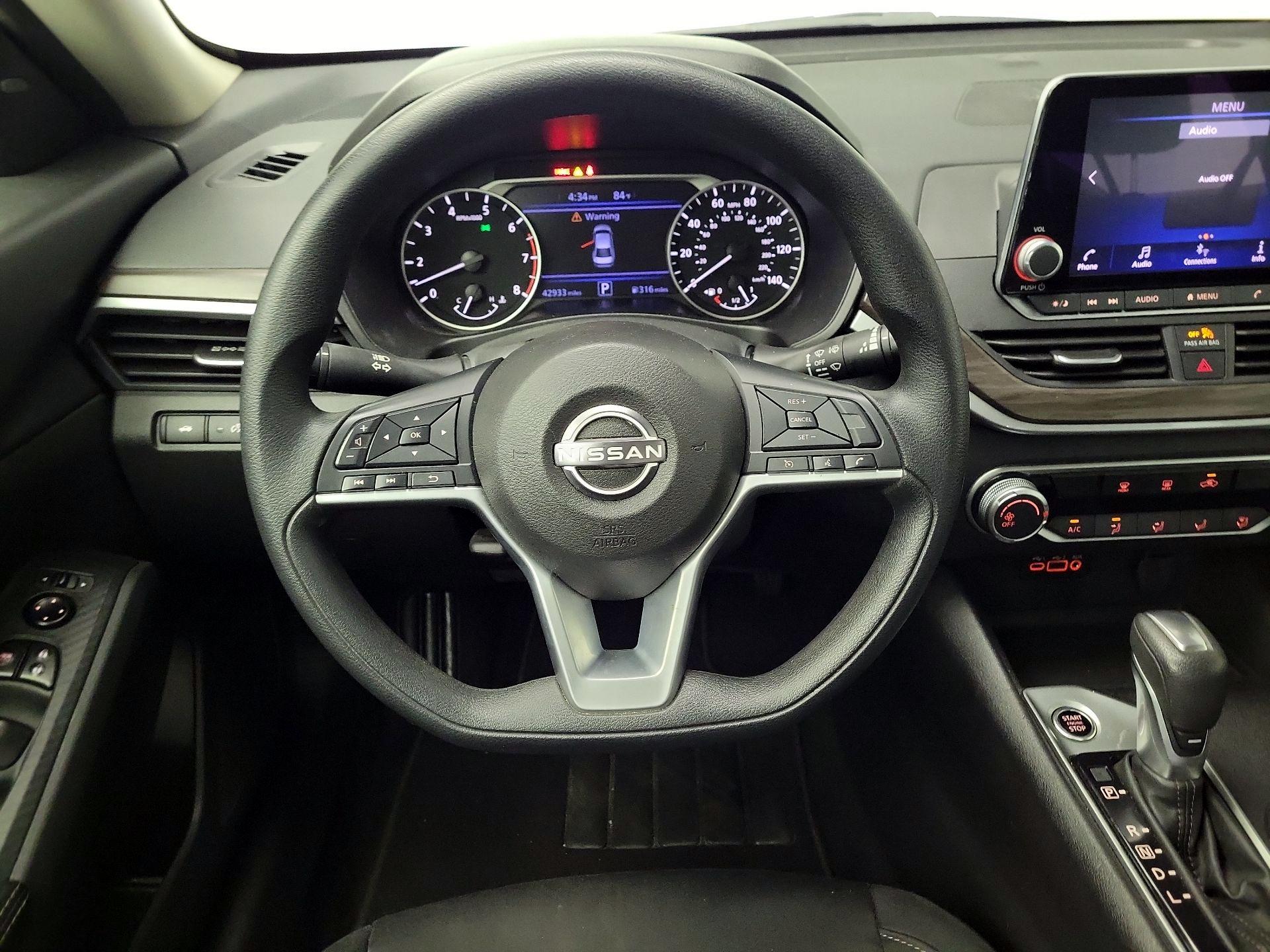 Thumbnail: 2025 Nissan Altima - 10