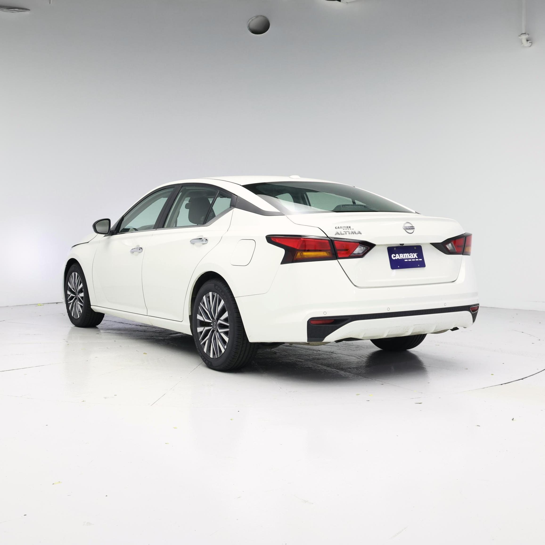 Thumbnail: 2025 Nissan Altima - 2