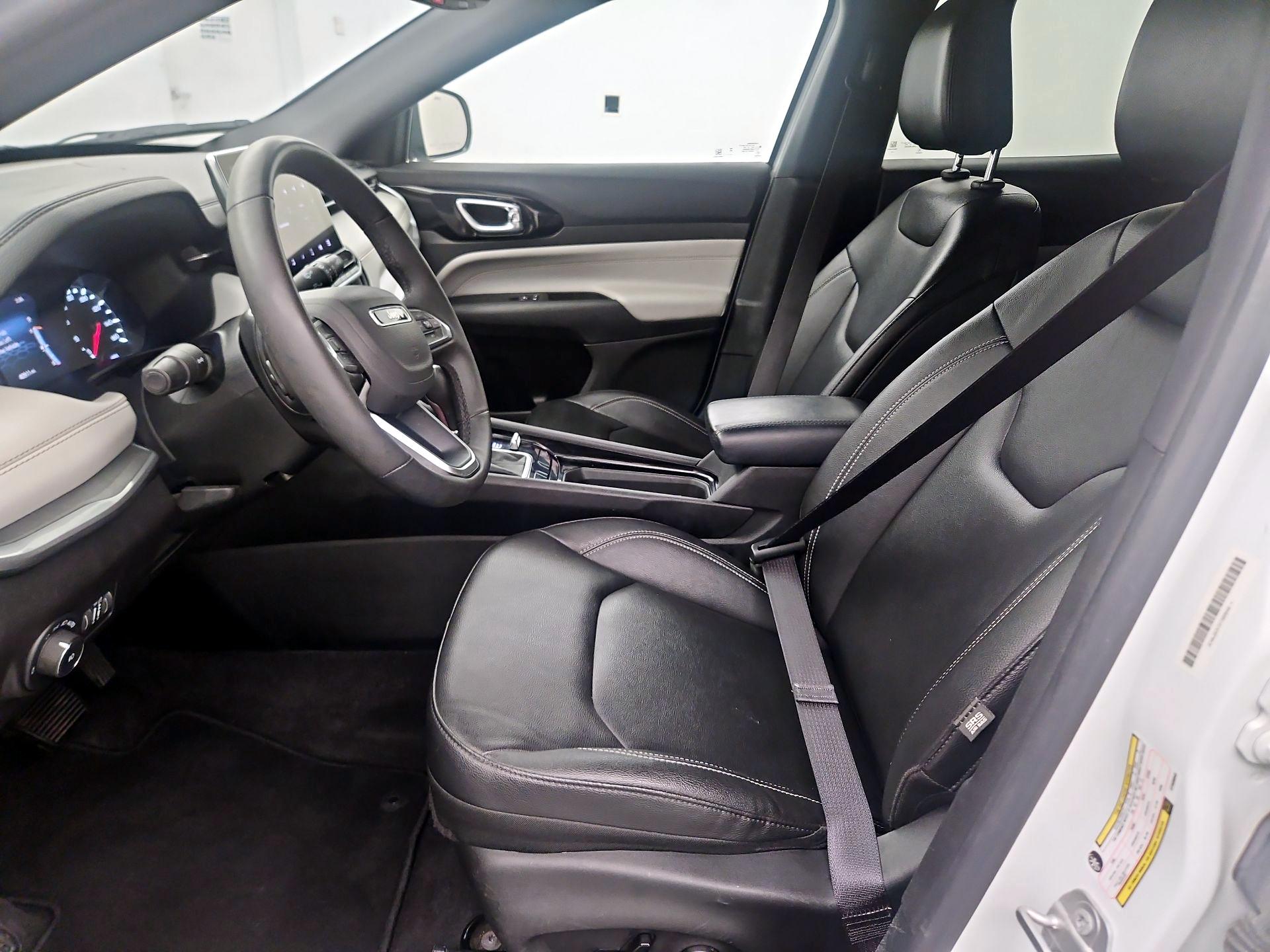 Thumbnail: 2025 Jeep Compass - 11