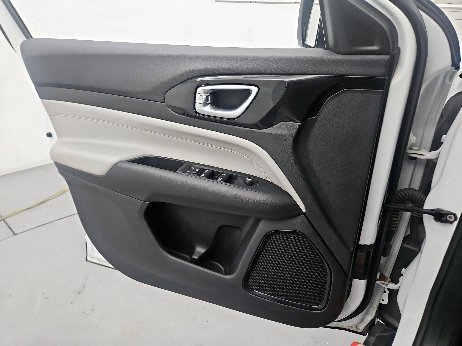 Thumbnail: 2025 Jeep Compass - 12