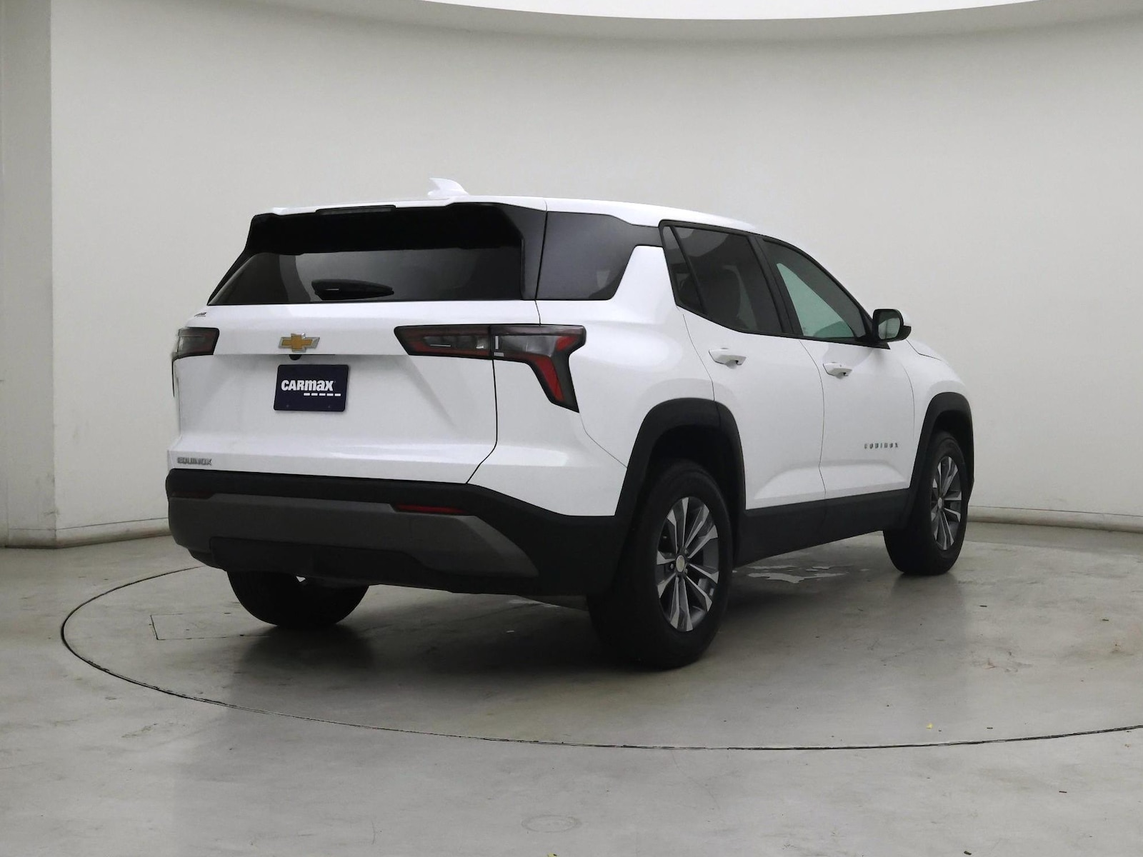 2025 Chevrolet Equinox LT - Photo 9