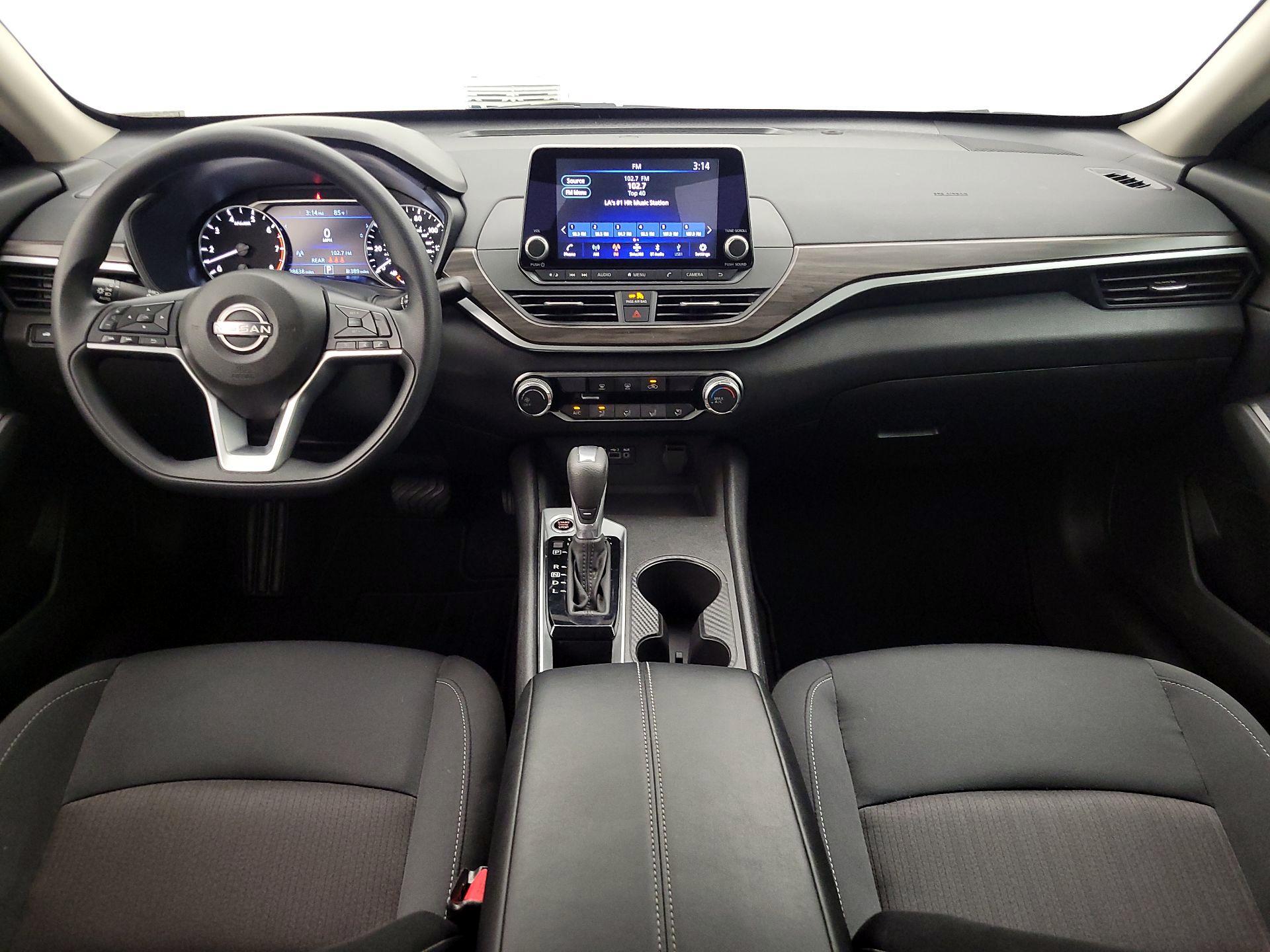 Thumbnail: 2025 Nissan Altima - 9