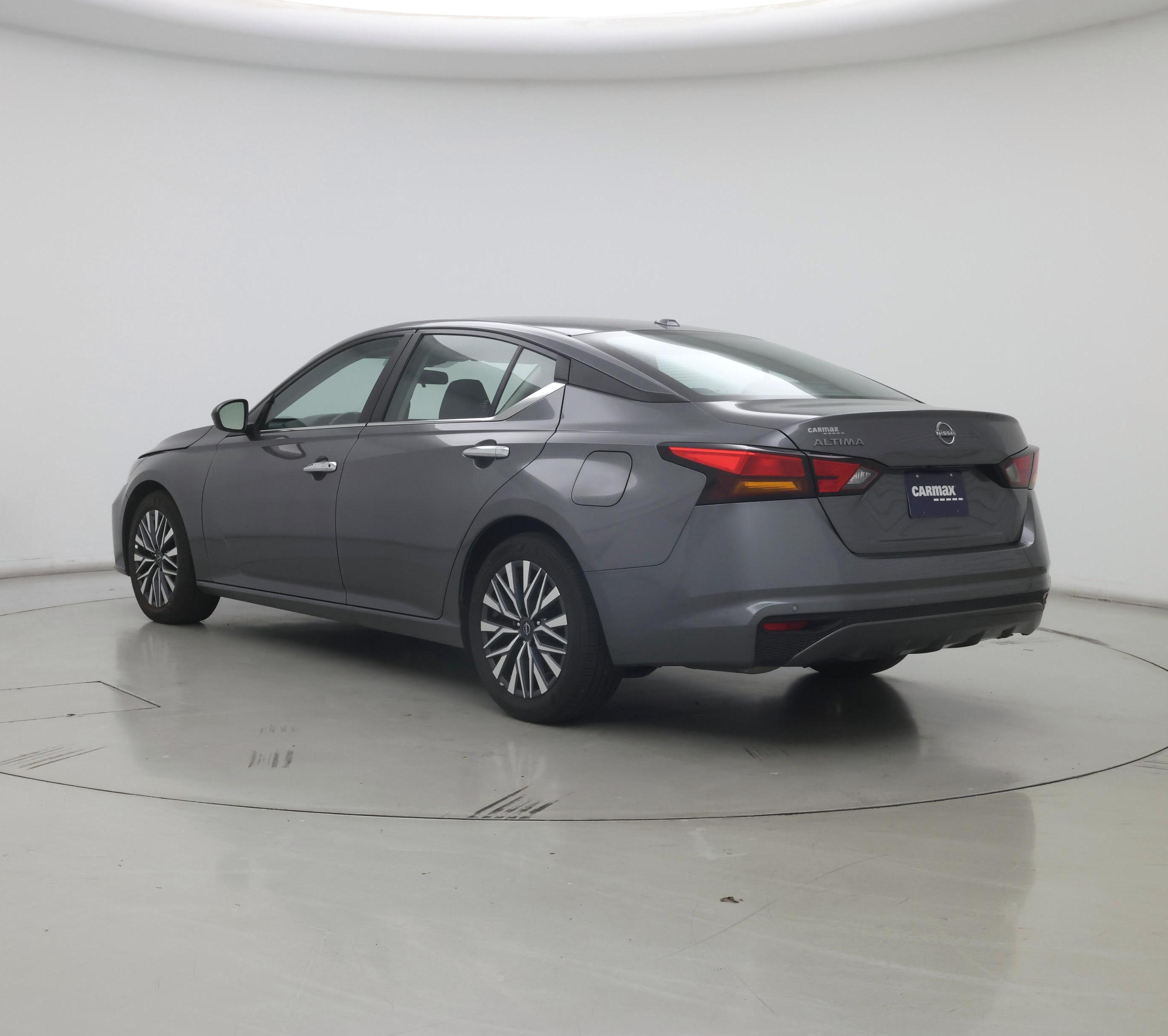 Thumbnail: 2025 Nissan Altima - 2