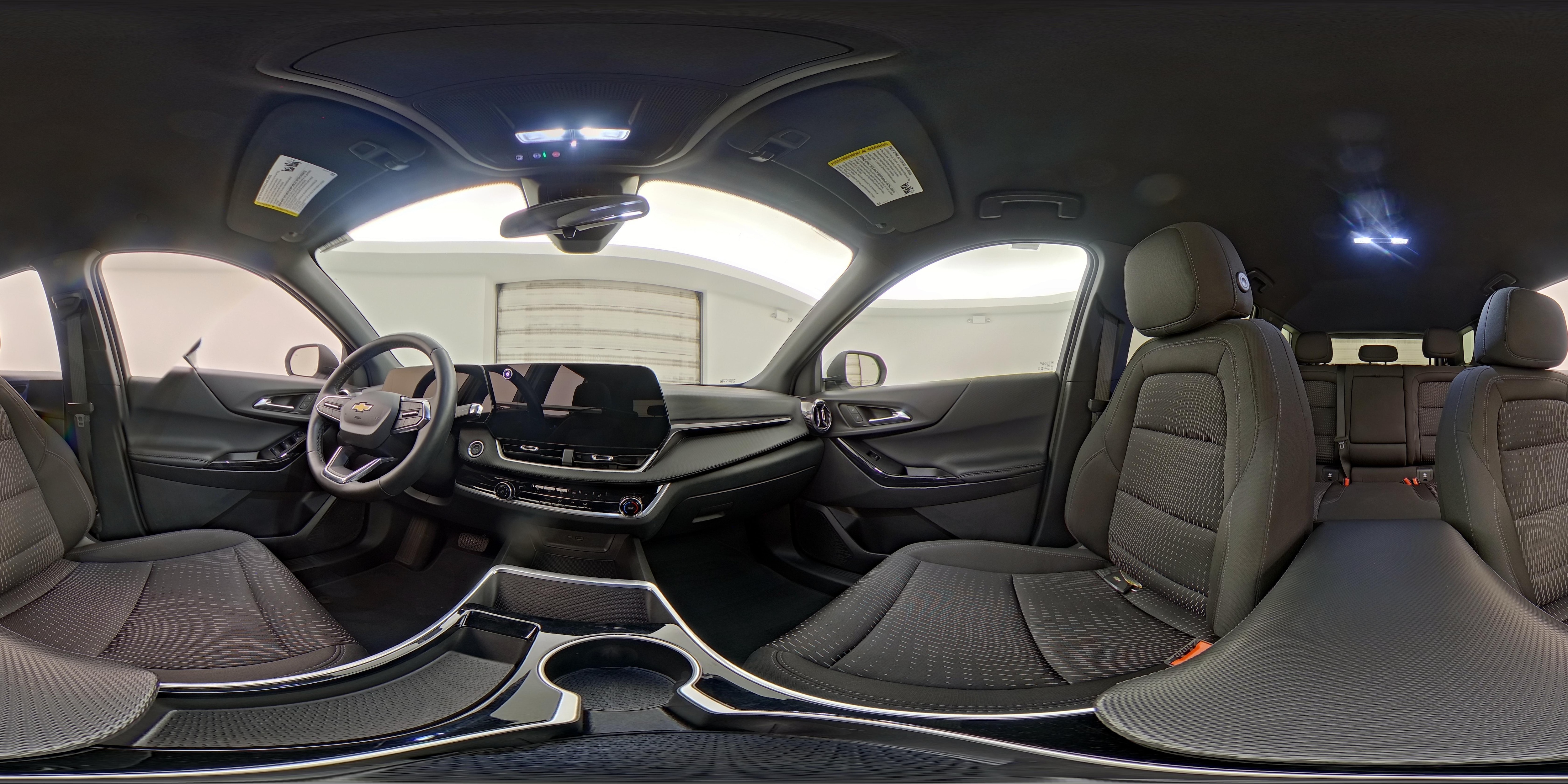 2025 Chevrolet Equinox LT - Photo 24