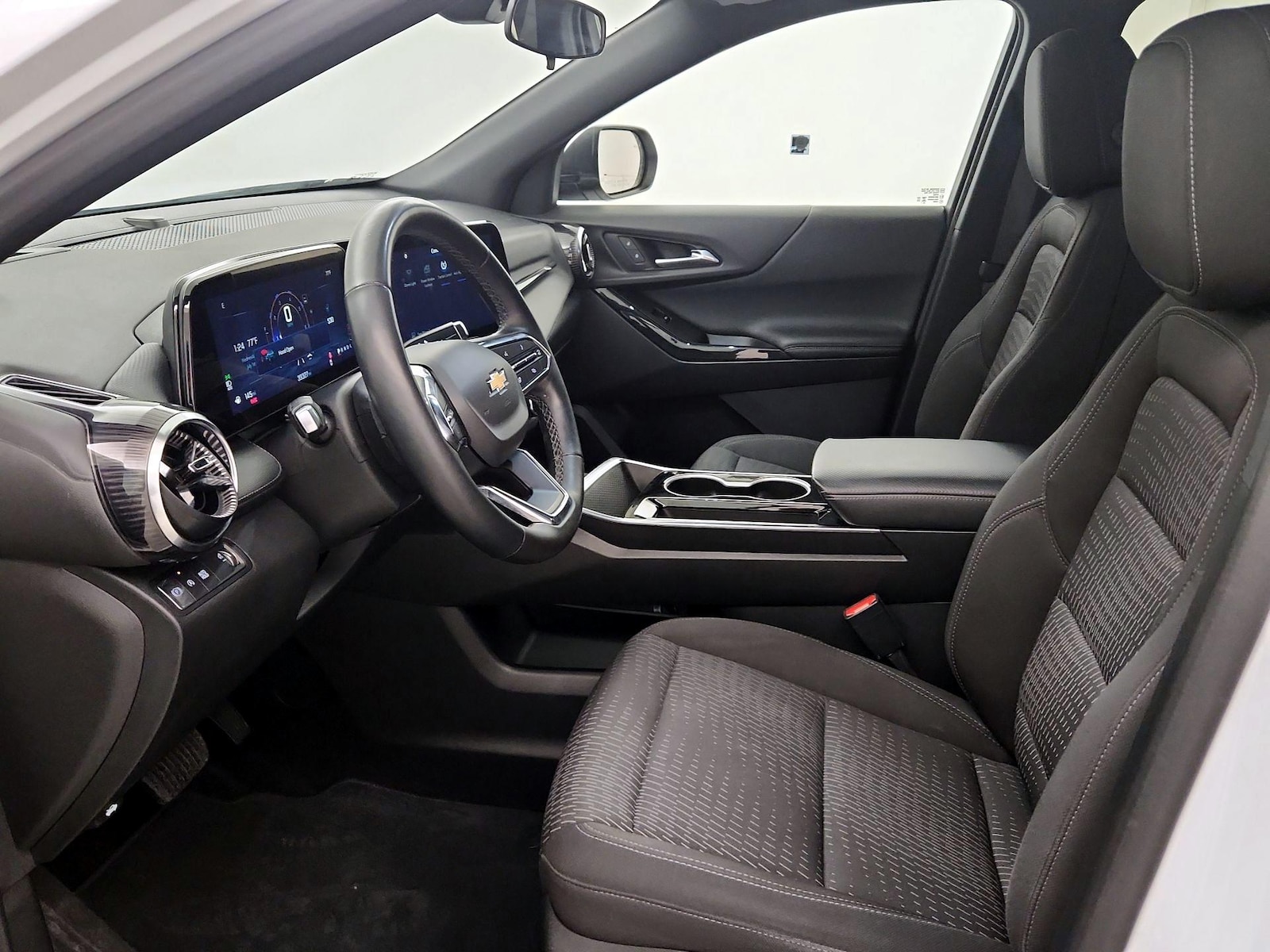 2025 Chevrolet Equinox LT - Photo 12