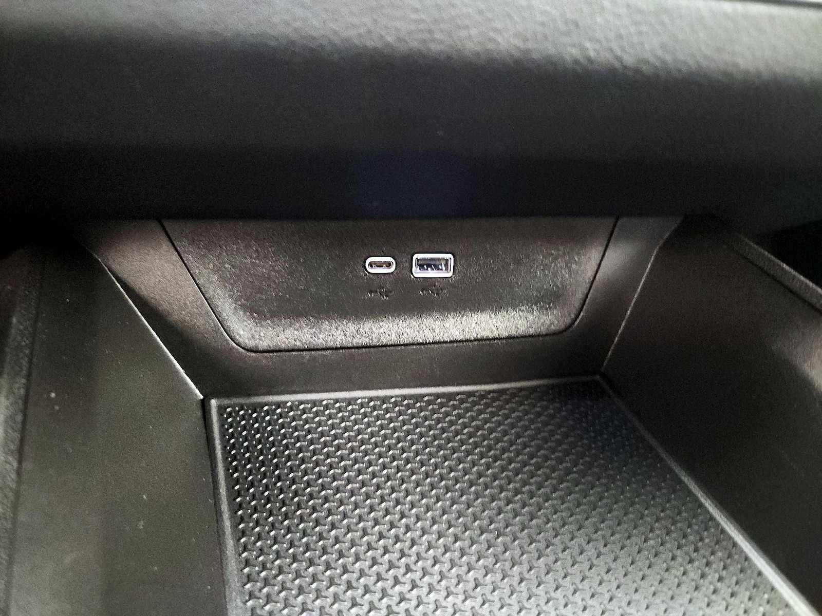 2025 Chevrolet Equinox LT - Photo 19