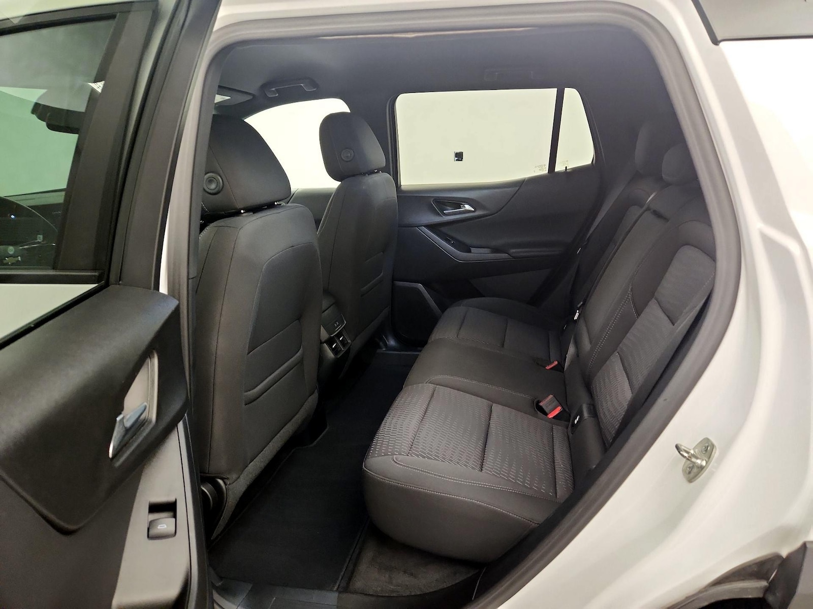 2025 Chevrolet Equinox LT - Photo 20
