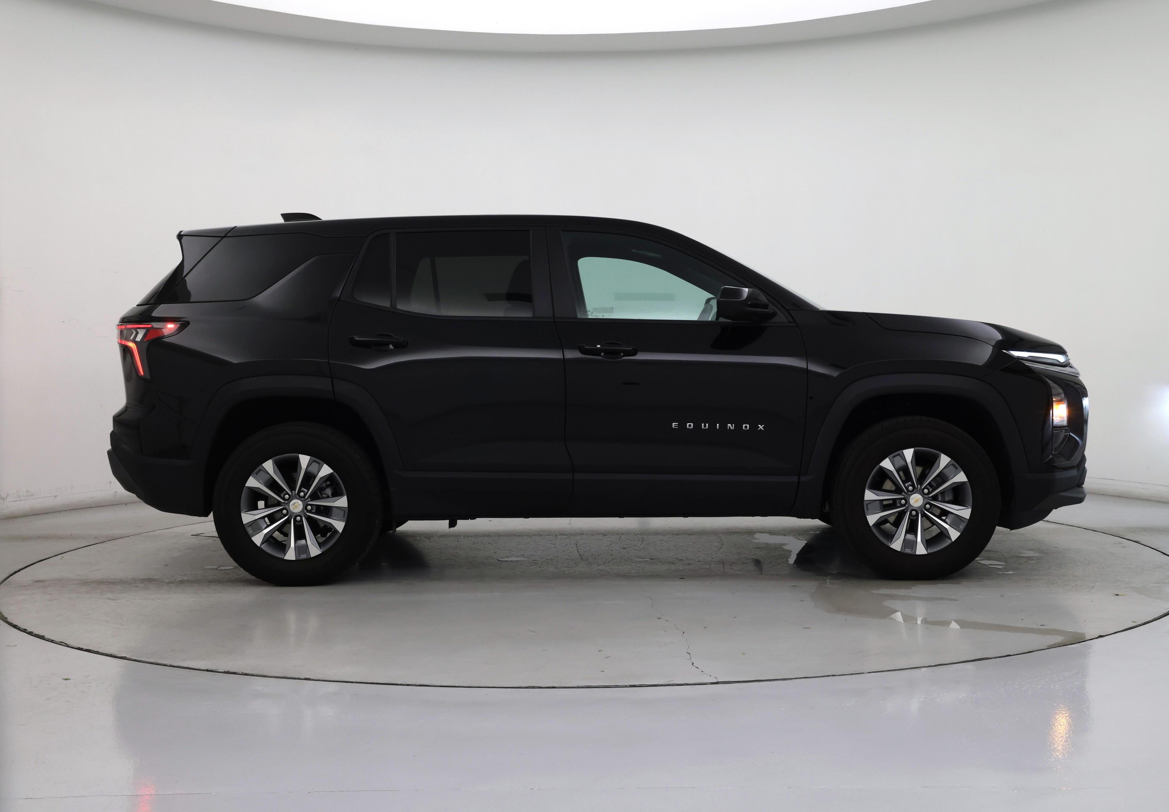 Thumbnail: 2025 Chevrolet Equinox - 7